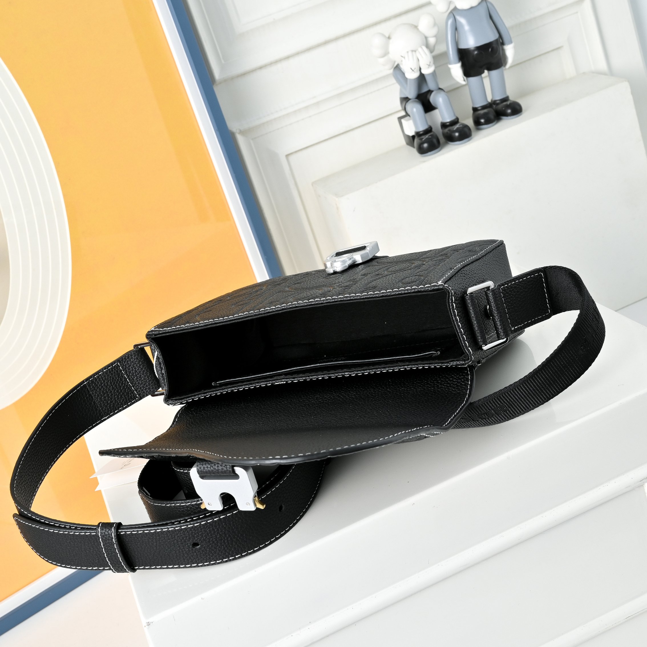 Dior 迪奥  牛仔布马鞍包 SADDLE提花翻盖邮差包 单肩斜挎包 明星单品 采用优质原厂材质 高端