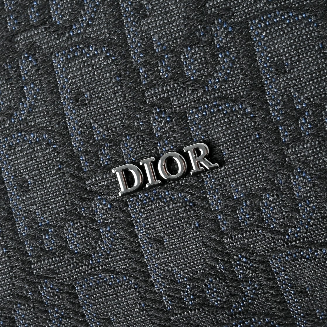 Dior 迪奥  Oblique提花刺绣牛仔布 手拿包 洗漱包 化妆包 实物拍摄 配送礼盒 规格 24 