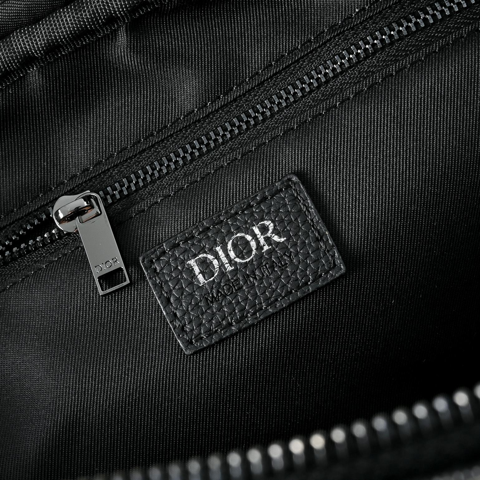 Dior 迪奥  Oblique提花刺绣牛仔布 手拿包 洗漱包 化妆包 实物拍摄 配送礼盒 规格 24 