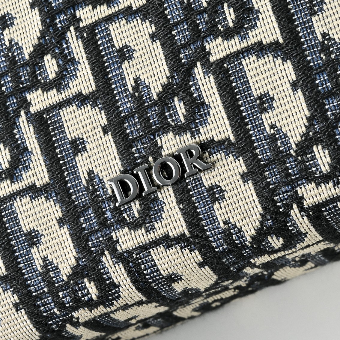 DIOR 迪奥刺绣牛仔布手拿包 男款 CD 手拿包 夹包 男女通用 明星单品 实物拍摄  配送防尘袋 礼