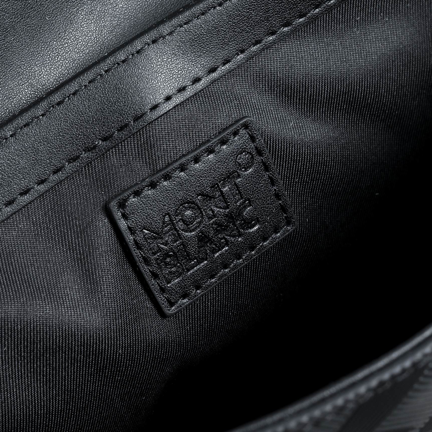 Montblanc 万宝龙风尚3.0系列 可拆卸肩带M扣 牛皮 翻盖邮差包单肩斜挎包 休闲百搭 实物拍摄