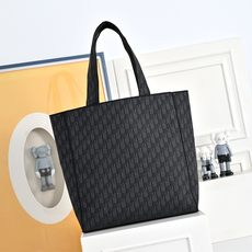 DIOR迪奥 托特包Tote包购物袋单肩包放笔记本电脑和书籍日用品都超好 男士时尚手袋通勤带饭神器! DIOR迪奥 托特包Tote包购物袋单肩包放笔记本电脑和书籍日用品都超好 男士时尚手袋通勤带饭神器!