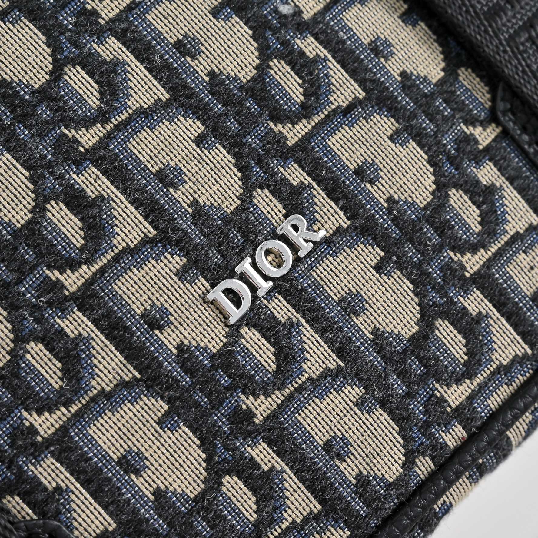 🇫🇷 Dior 迪奥 官网同步 高版本 斜挎单肩背包 永恒不过时的标志性产品 纯原单布料 顶级五金制作 