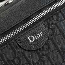 (礼盒包装)迪奥DIOR 新款26ss老花相机包邮差包男生女生背都好看.『品超赞颜值超高的小包你的那个他 (礼盒包装)迪奥DIOR 新款26ss老花相机包邮差包男生女生背都好看.『品超赞颜值超高的小包你的那个他