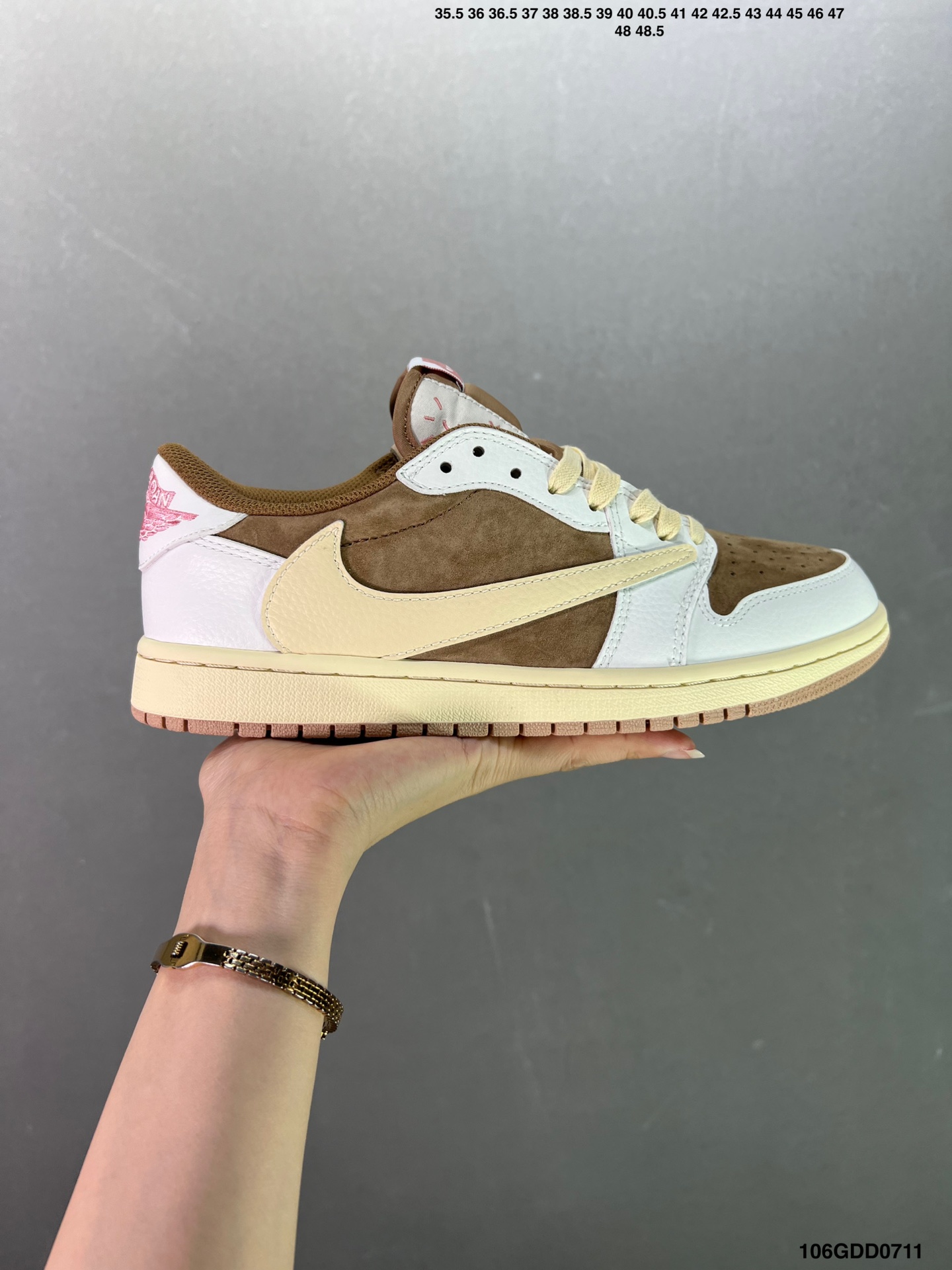 公司级✅AJ倒勾Travis Scott x Air Jordan 1 ” Reverse Mocha “ AJ1乔1 TS 闪电 联名倒钩 低帮文化篮球鞋 完美品质出货 细节如图所示  鞋1