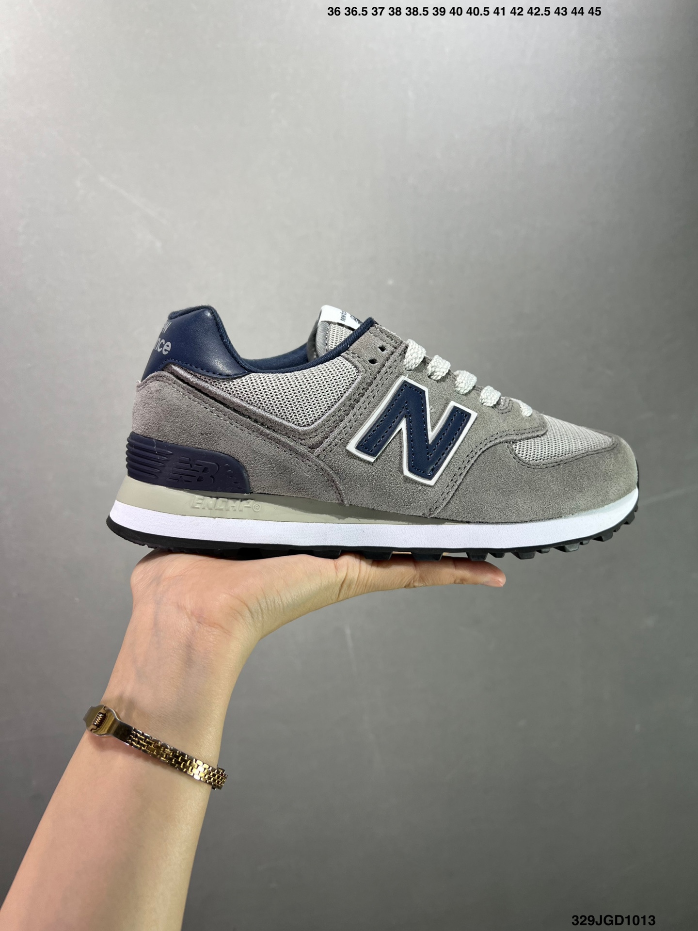 YQ\n New Balance NBQS系列 故事集经典老爹鞋复古跑步鞋 黑白MQSTA\n#尺码：   .  .   .   .    ID：JGD