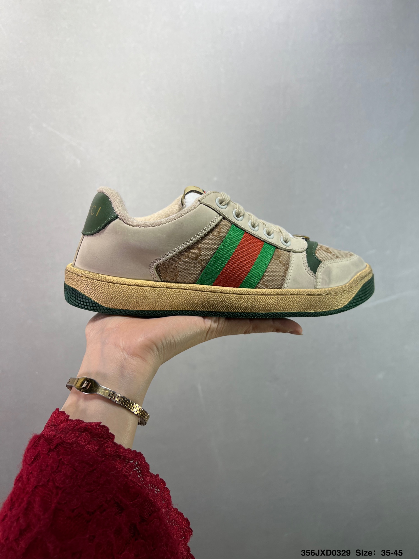 💰140 ✅倪妮.杨幂.鹿晗.吴宪华群星ins及小红书穿搭爆款🔥2021ss新色，经典高奢品牌GUCCI古驰 Tennis 1977 Print Sneaker帆布印花复古休闲运动板鞋“斜纹帆布黄油深绿红”606111 HVK20 9766. Size:35-45如图 编码：622JXD0329