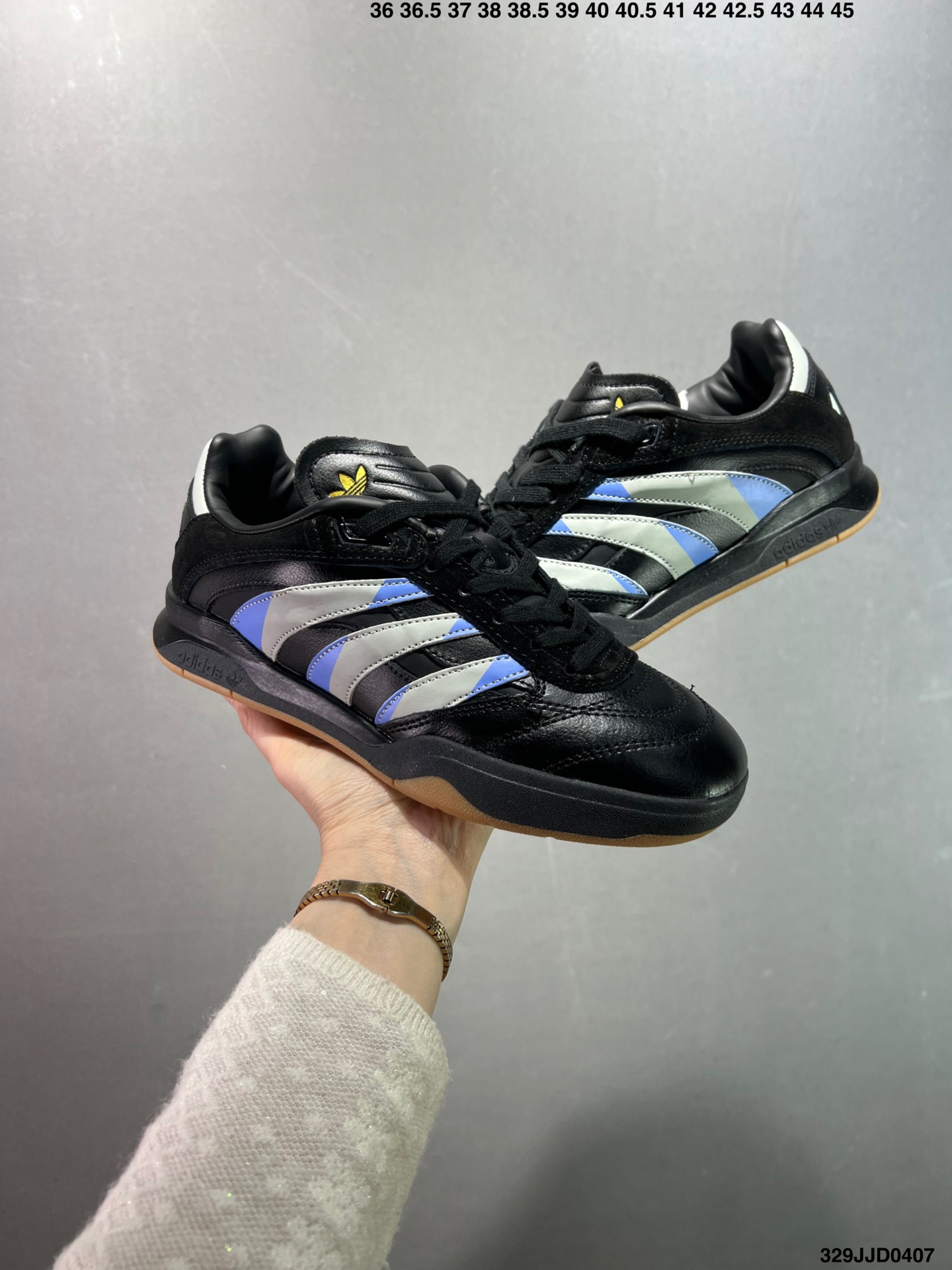 Adidas Predator Mundial Casual Sneakers - Style & Comfort Blend 6 i1743953432954 5821 0 7