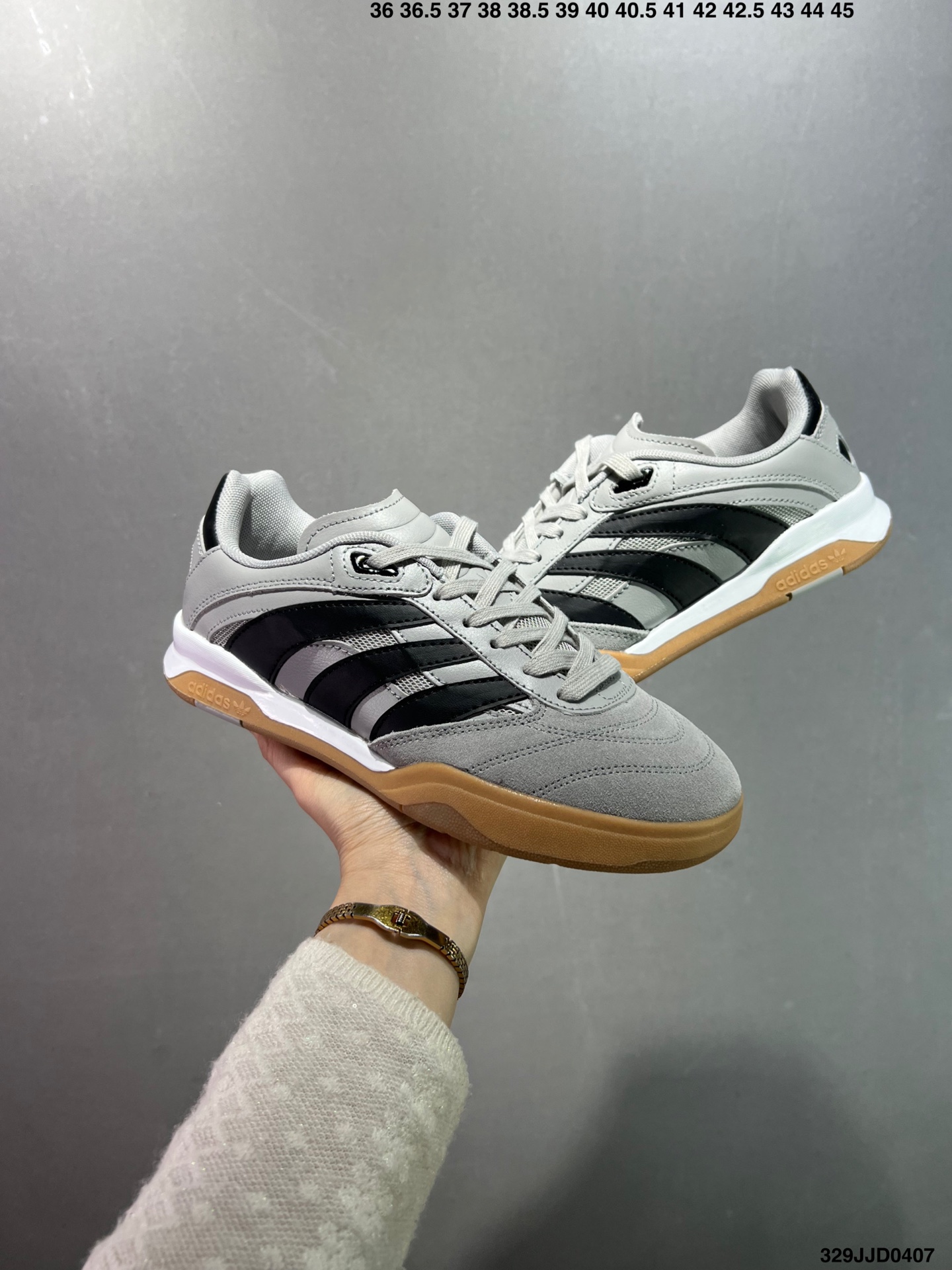 Adidas Predator Mundial Casual Sneakers - Style & Comfort Blend 7 i1743953453412 4098 0 7