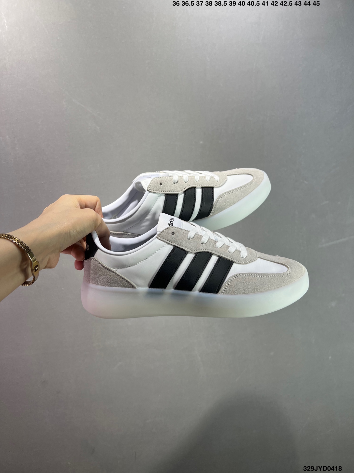 Adidas Barreda Decode Low-Top Sneakers - Comfortable & Shock-Absorbing 9 i1744906387625 8814 0 8