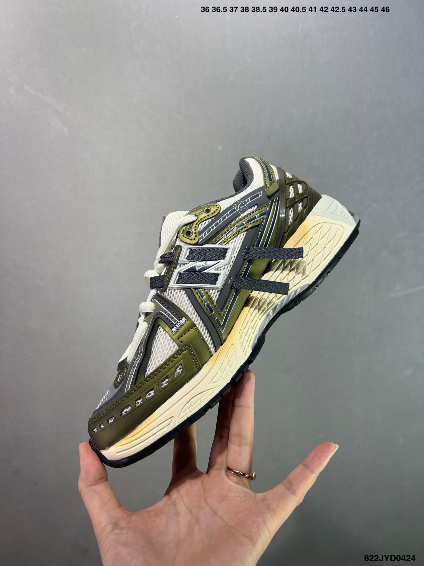 New Balance 1906R Retro Sneakers: Vintage Style & Modern Comfort 4 i1745426427577 3828 0 2