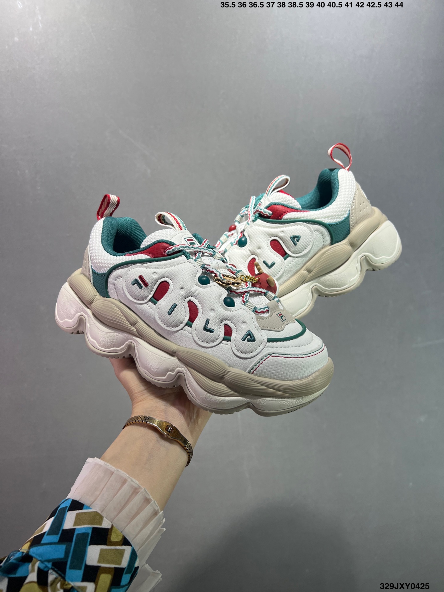 Fila Pease Chunky Sneakers - Stylish, Comfortable, and Versatile Low-Top Shoes 4 i1745509174132 1419 0 7