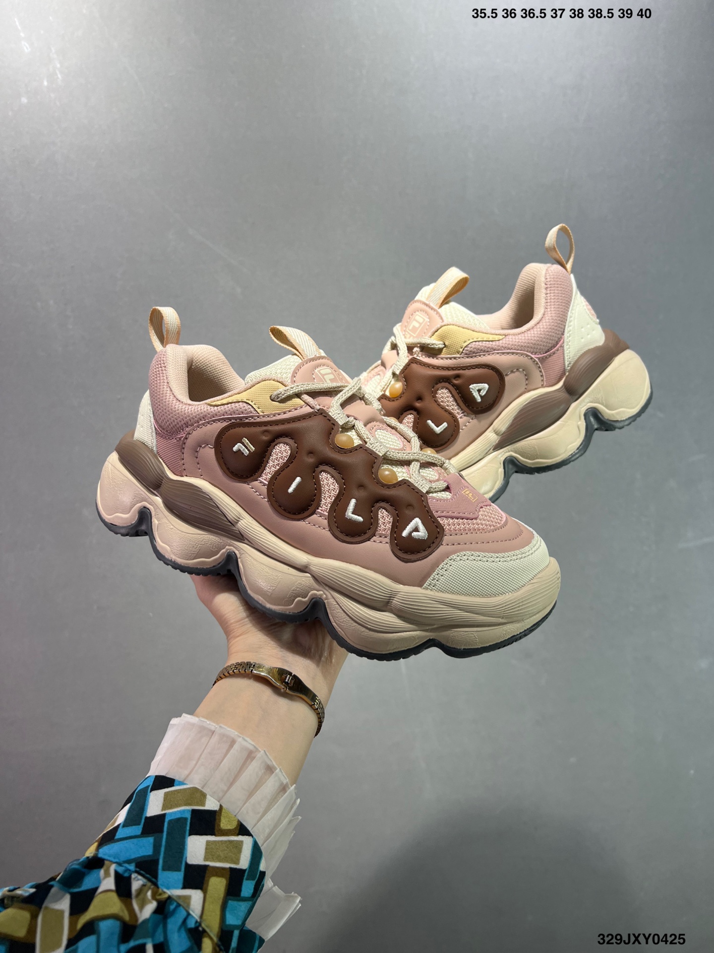 Fila Pease Chunky Sneakers - Stylish, Comfortable, and Versatile Low-Top Shoes 7 i1745509232644 4237 0 7