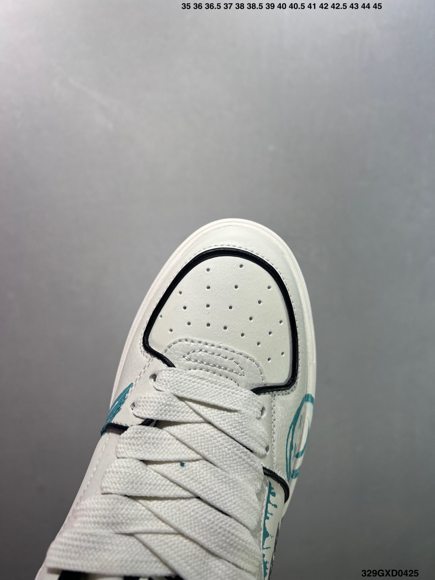 MLB NY Yankees Graffiti Chunky Sneakers Height Increasing - Women's Size 6 i1745512400439 1077 0 4