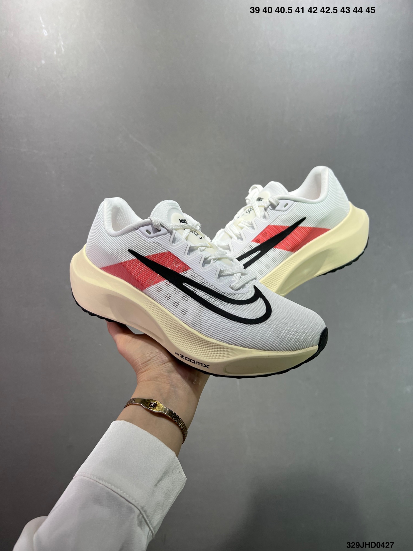 Nike Air Zoom Fly 5 Running Shoes, Lightweight and Breathable - Size 39 to 46 2 i1745679835685 3808 0 7