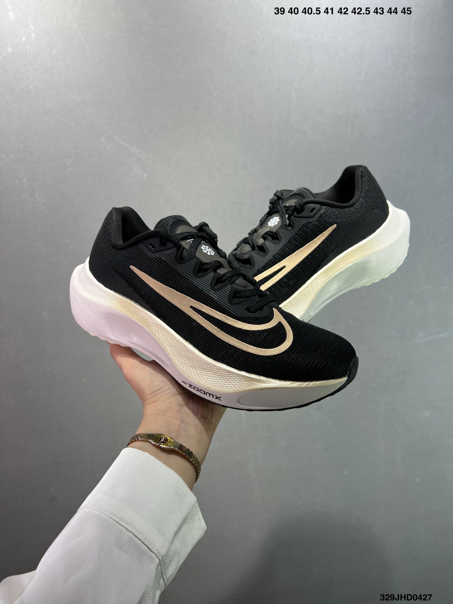 Nike Air Zoom Fly 5 Running Shoes, Lightweight and Breathable - Size 39 to 46 7 i1745679905221 2123 0 5