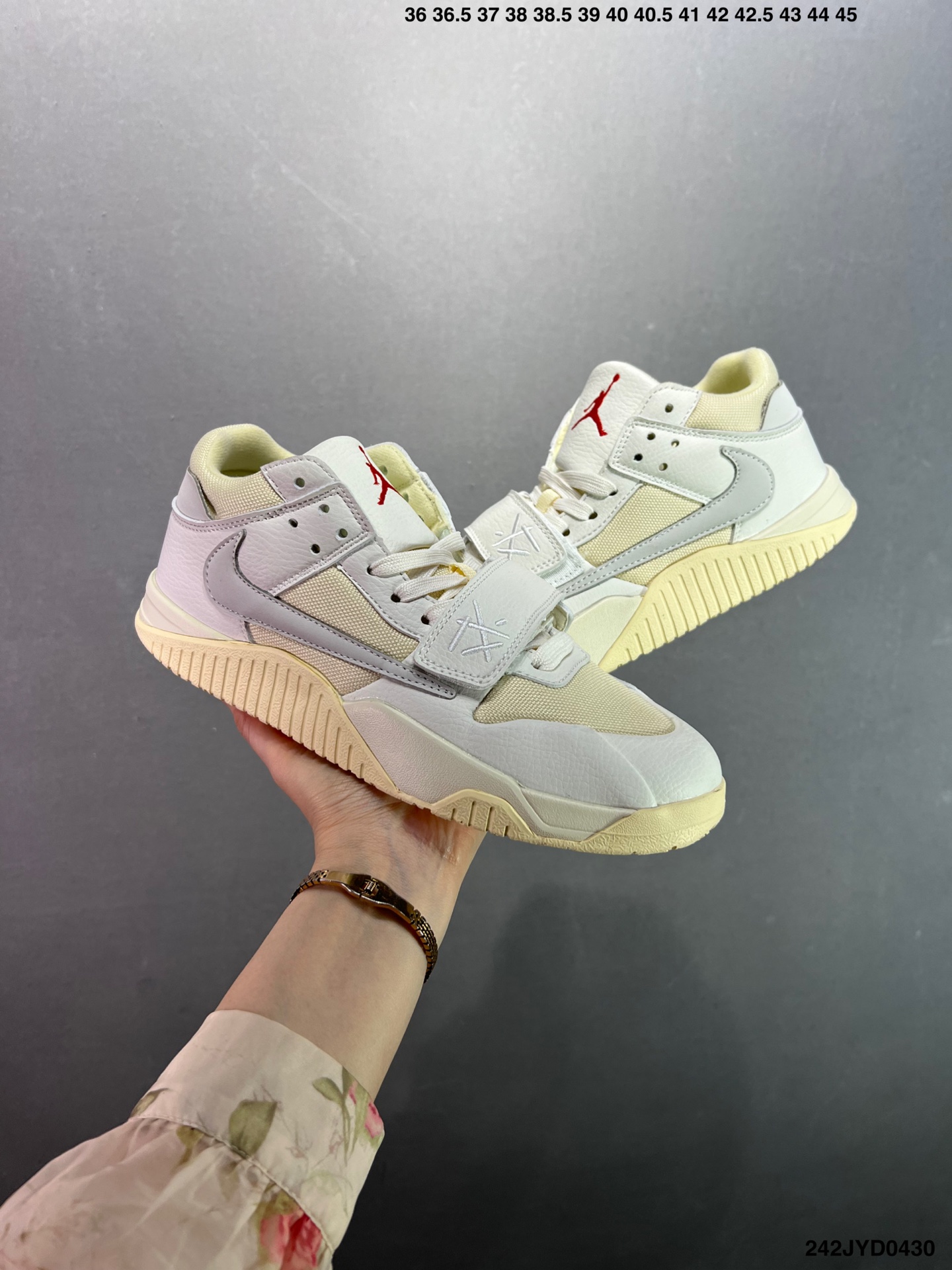 Travis Scott x Jordan Jumpman Jack Trainer 'Taupe Haze' Yellow Sneakers 3 i1745941279483 2970 0 7