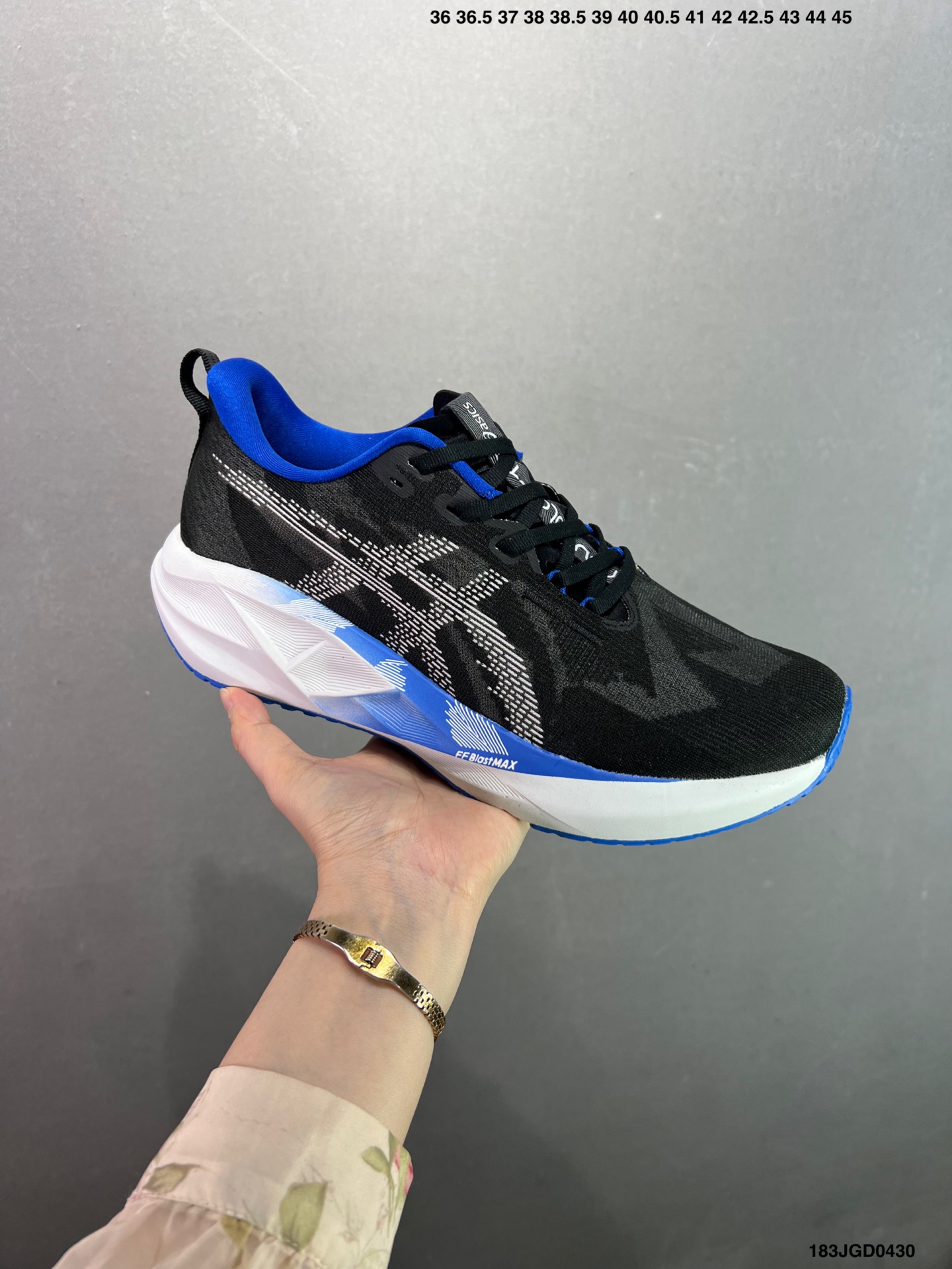 ASICS NOVABLAST 5: Comfort & Cushioning Running Shoe - Breathable Knit Design 6 i1745944075540 113 0 1
