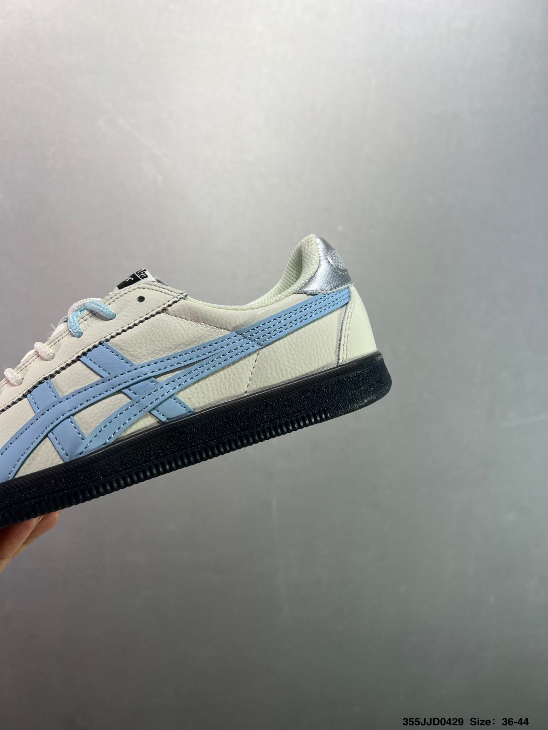 Onitsuka Tiger Tokuten Retro Low-Top Sneakers - Classic Style & Comfort 7 i1745944954457 9353 0 5