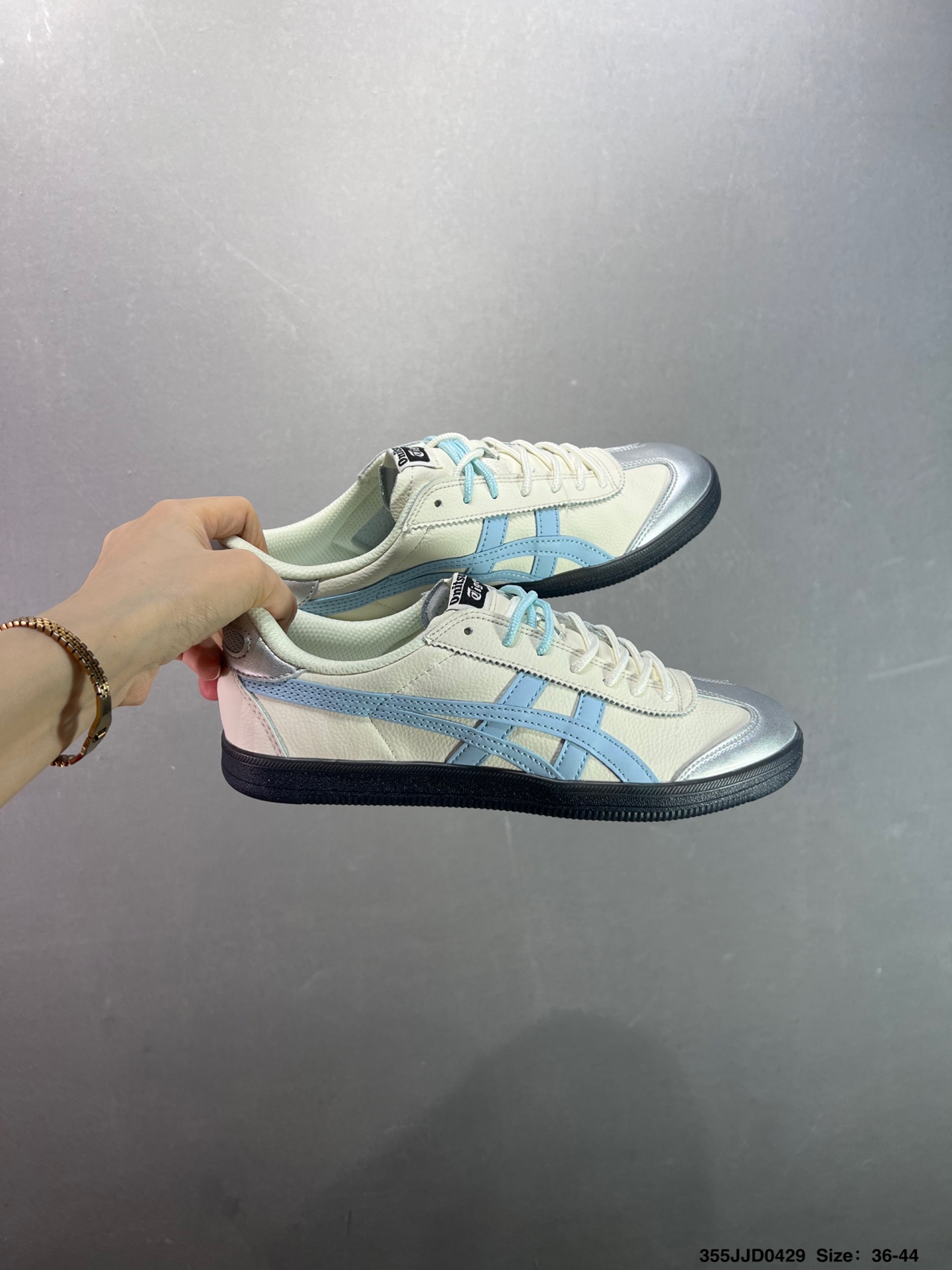 Onitsuka Tiger Tokuten Retro Low-Top Sneakers - Classic Style & Comfort 10 i1745944954759 2680 0 8