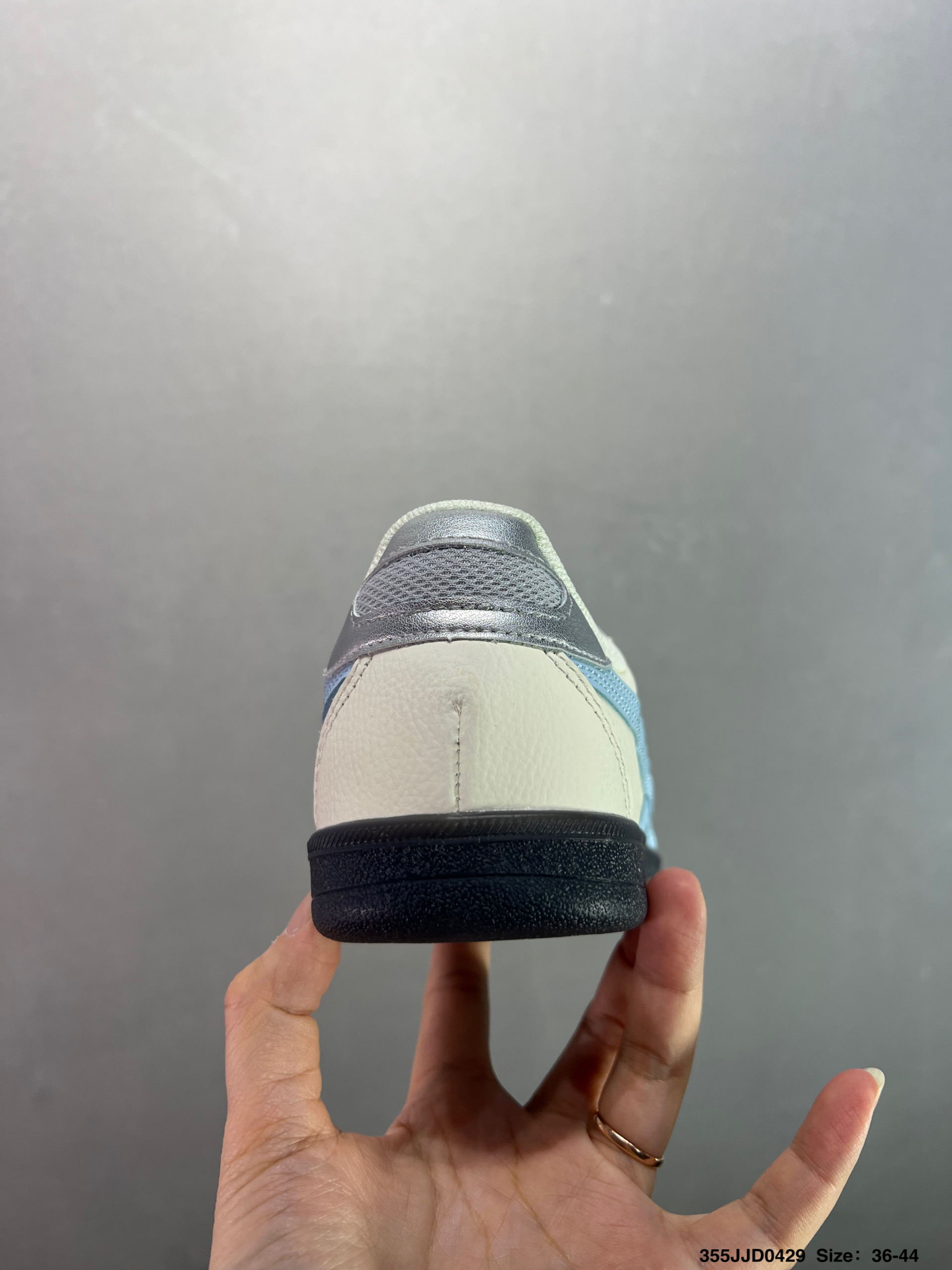 Onitsuka Tiger Tokuten Retro Low-Top Sneakers - Classic Style & Comfort 5 i1745944956463 2712 0 3