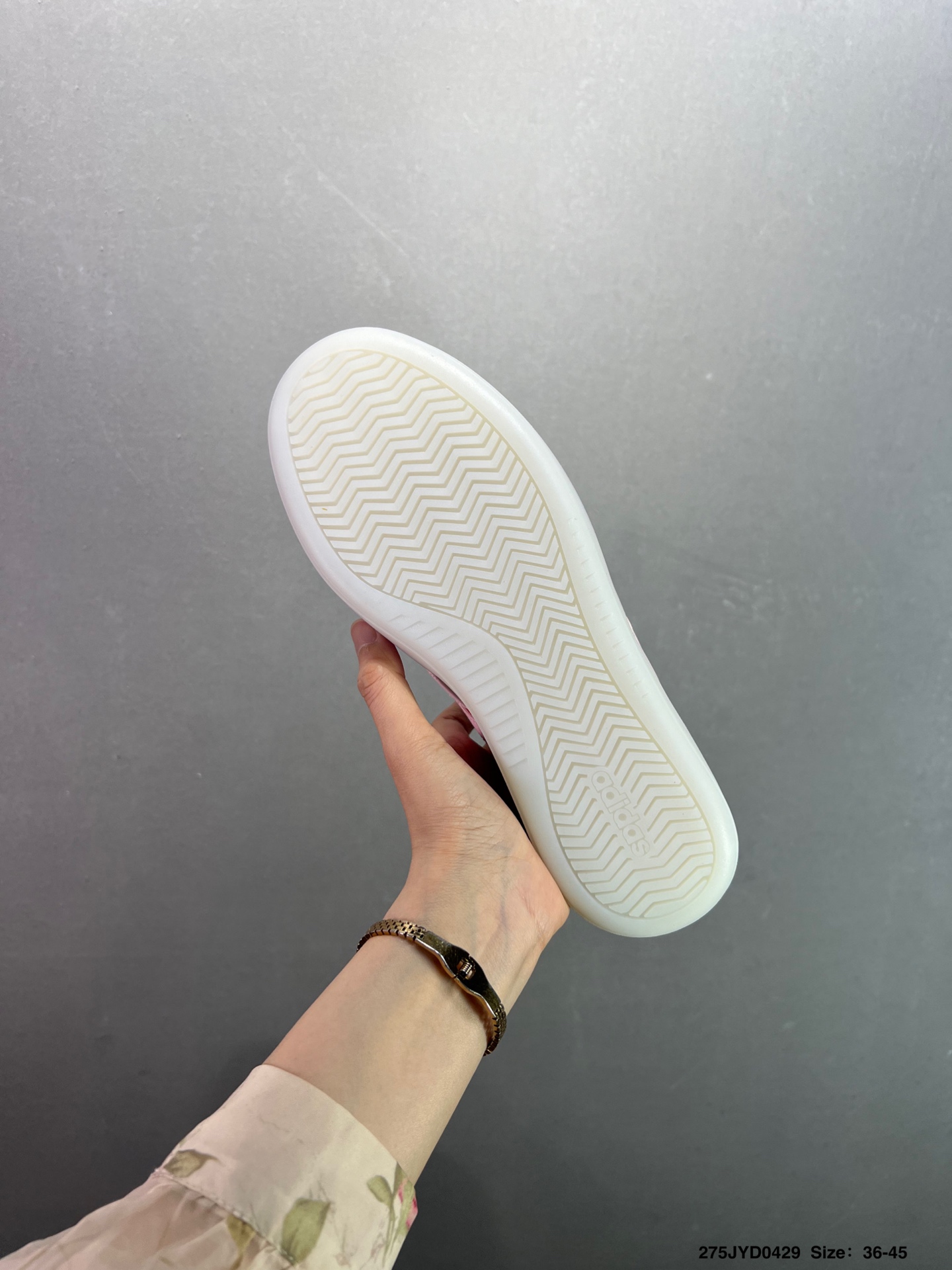 Adidas Barreda Decode Low-Top Red Sneakers for Comfort and Shock Absorption 8 i1745945906282 7035 0 6