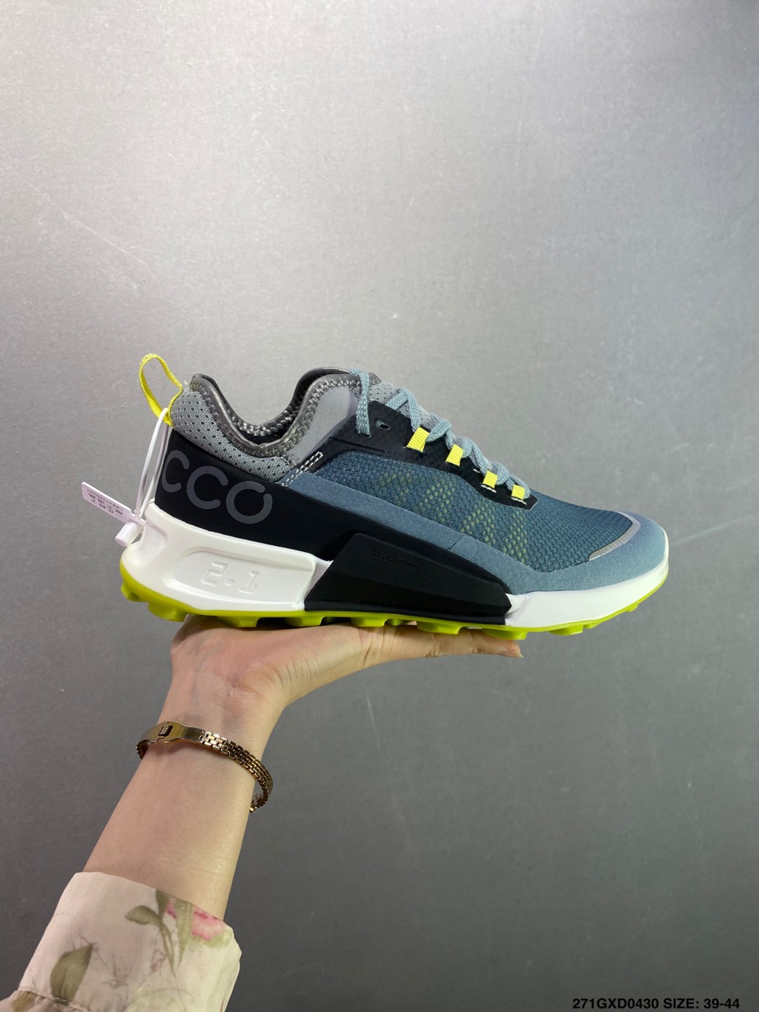 ECCO Men's BIOM C-Trail Sneaker, Leather Upper, Breathable, Anti-Slip, Running Shoe