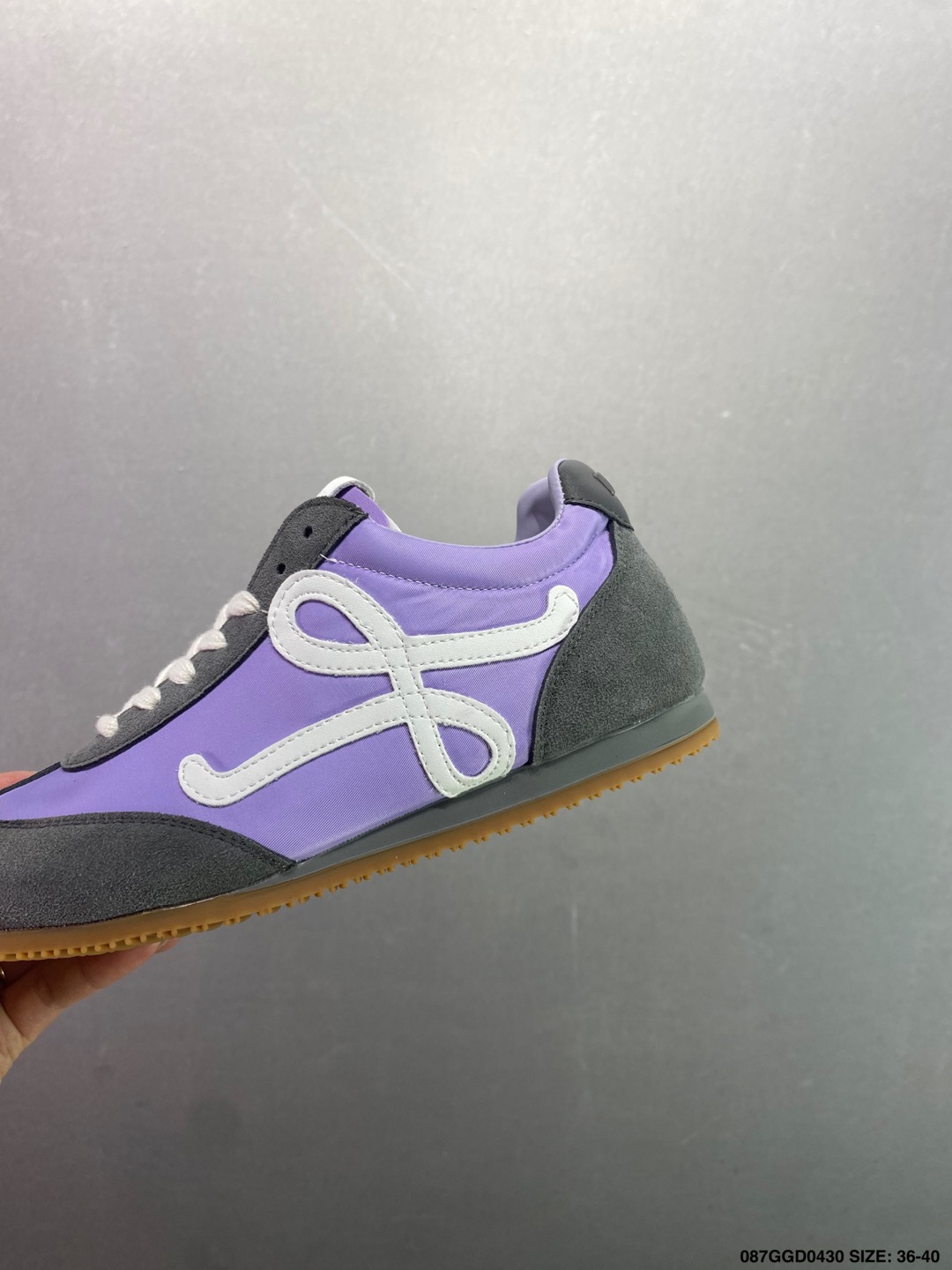 Loewe Ballet Runner 2.0: Lightweight, Comfortable Sneaker in Lilac and Grey 7 i1745948055862 4303 0 5