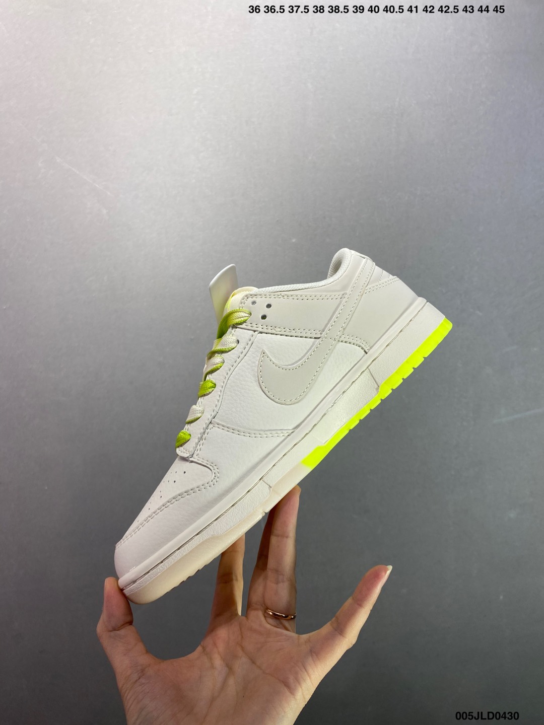 Supreme x Nike Dunk Low Sneakers - White/Khaki - Size 36-45 4 i1745948475058 3582 0 2