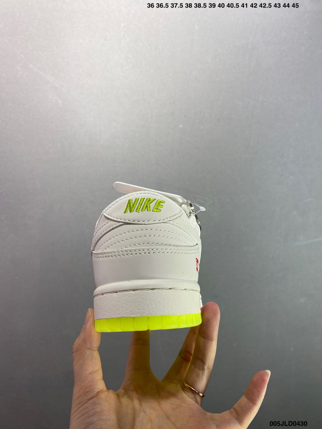 Supreme x Nike Dunk Low Sneakers - White/Khaki - Size 36-45 5 i1745948475181 496 0 3