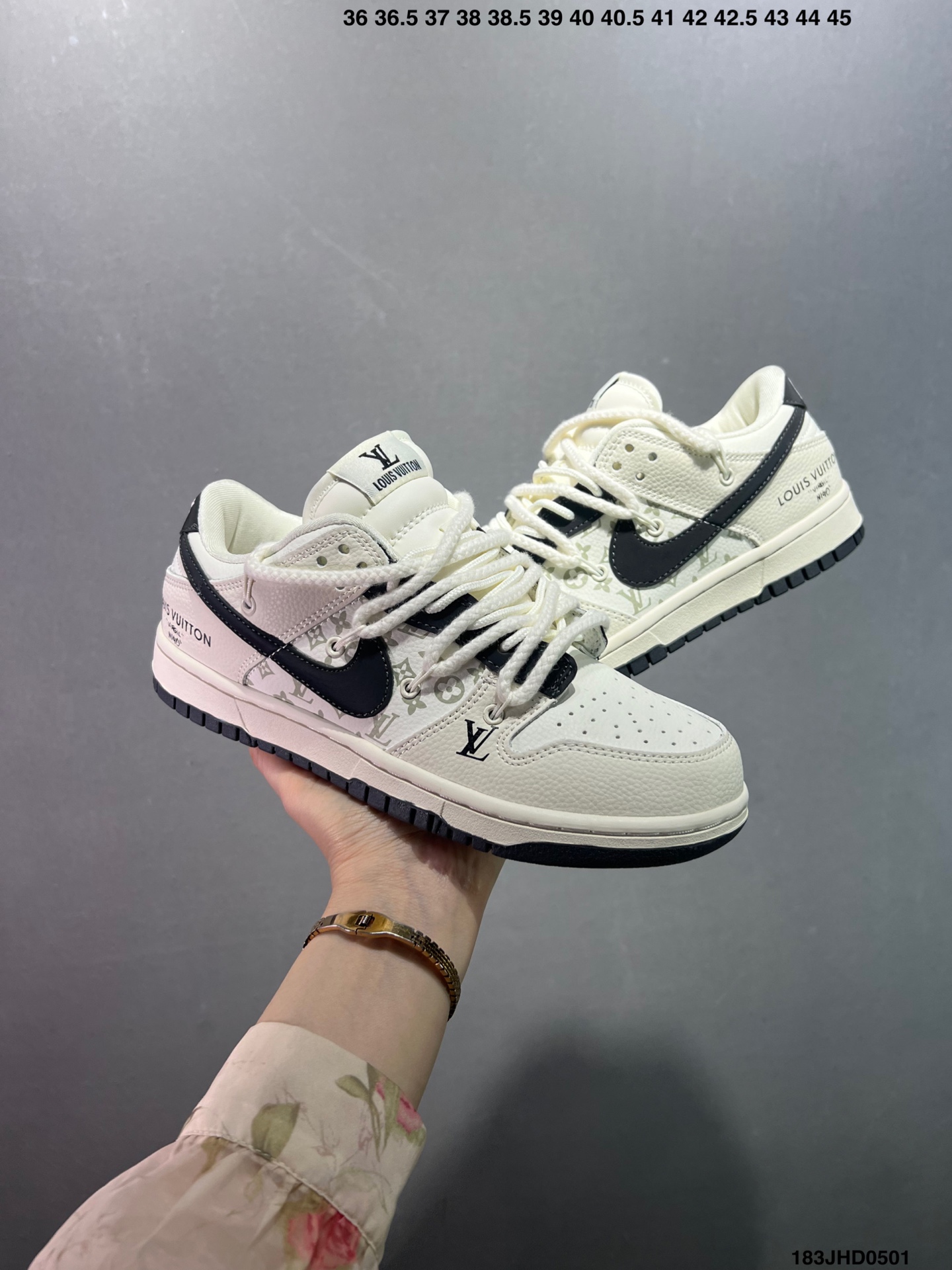 Nike SB Zoom Dunk Low White and Red Casual Skateboarding Shoes 4 i1746027918527 3215 0 7