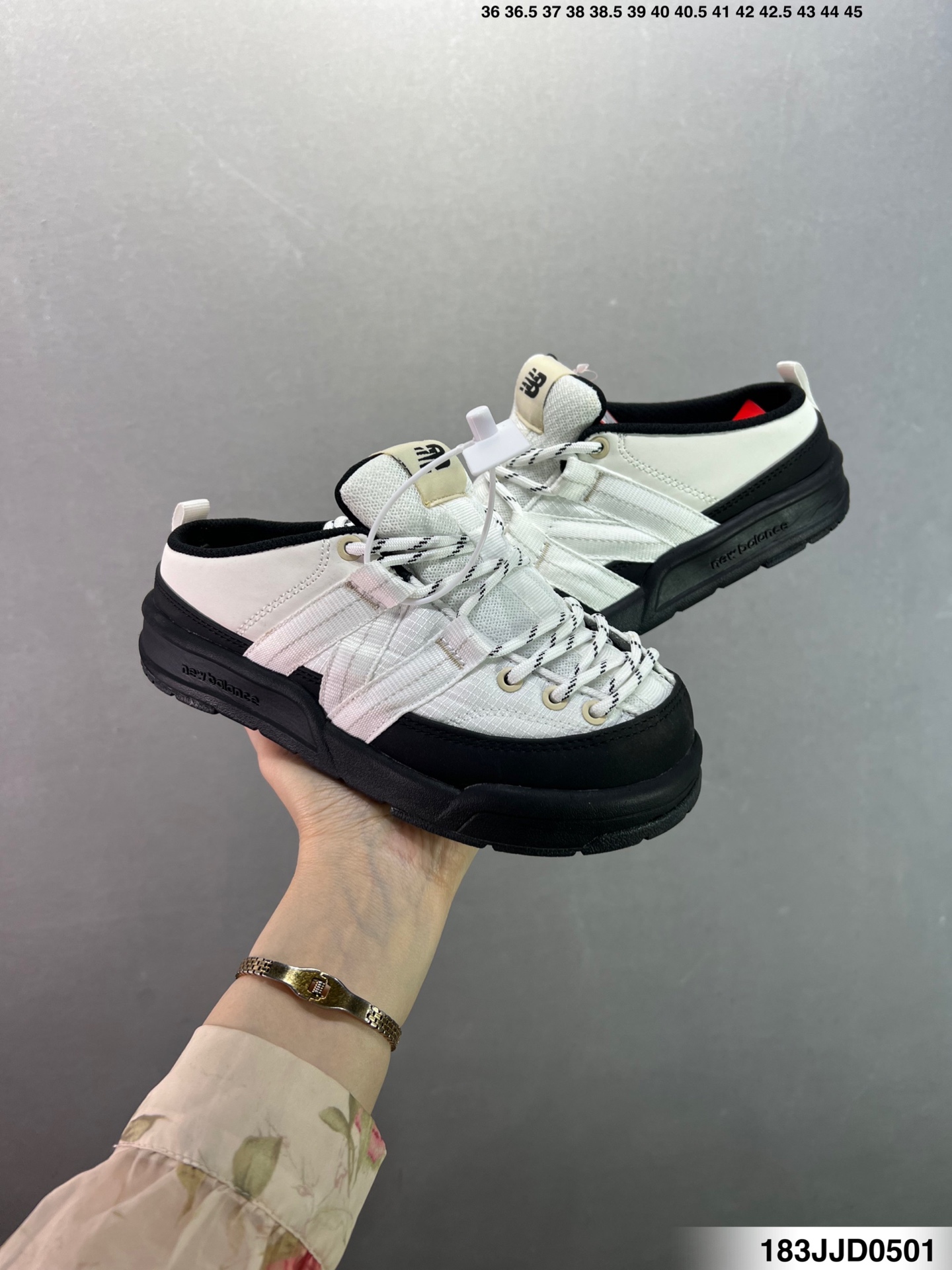 New Balance CRV Mule V2: Outdoor-Inspired Clog in Black and Pink 8 i1746029540386 9705 0 4