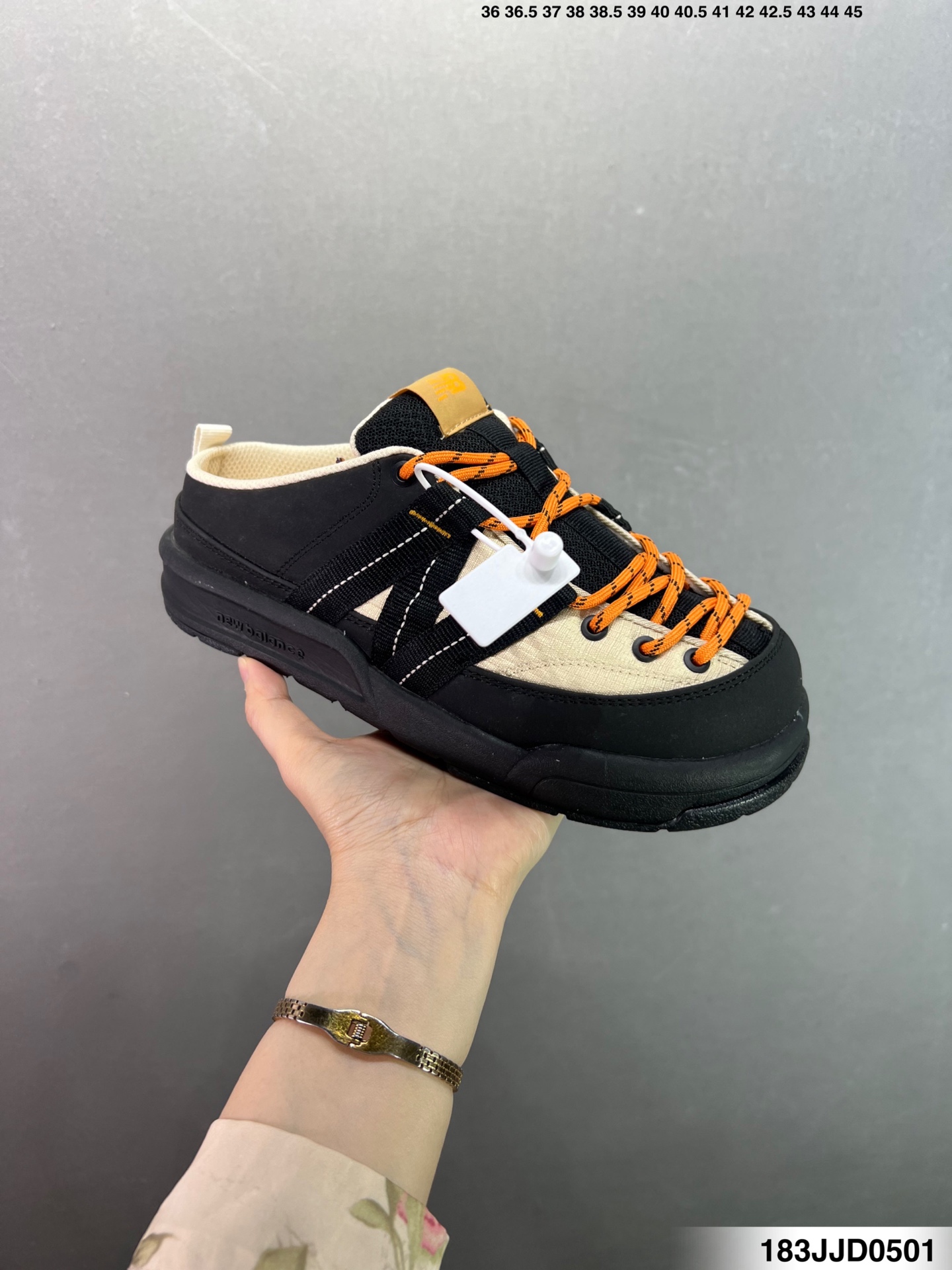 New Balance CRV Mule V2: Outdoor-Inspired Clog in Black and Pink 4 i1746029588338 9114 0 1