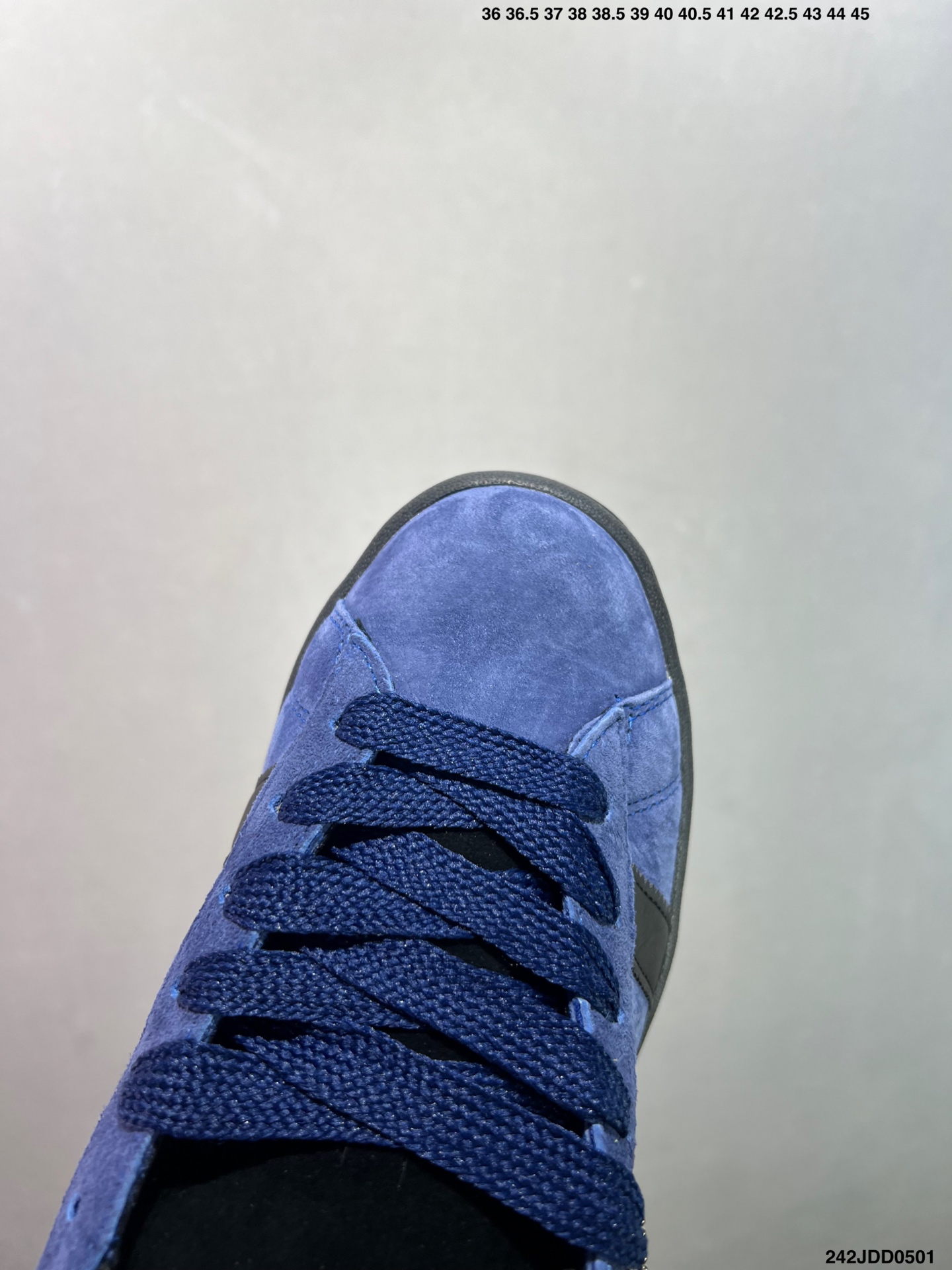 Adidas Originals Campus 00s Retro Low-Top Sneakers - Style & Comfort 6 i1746030858418 9319 0 4