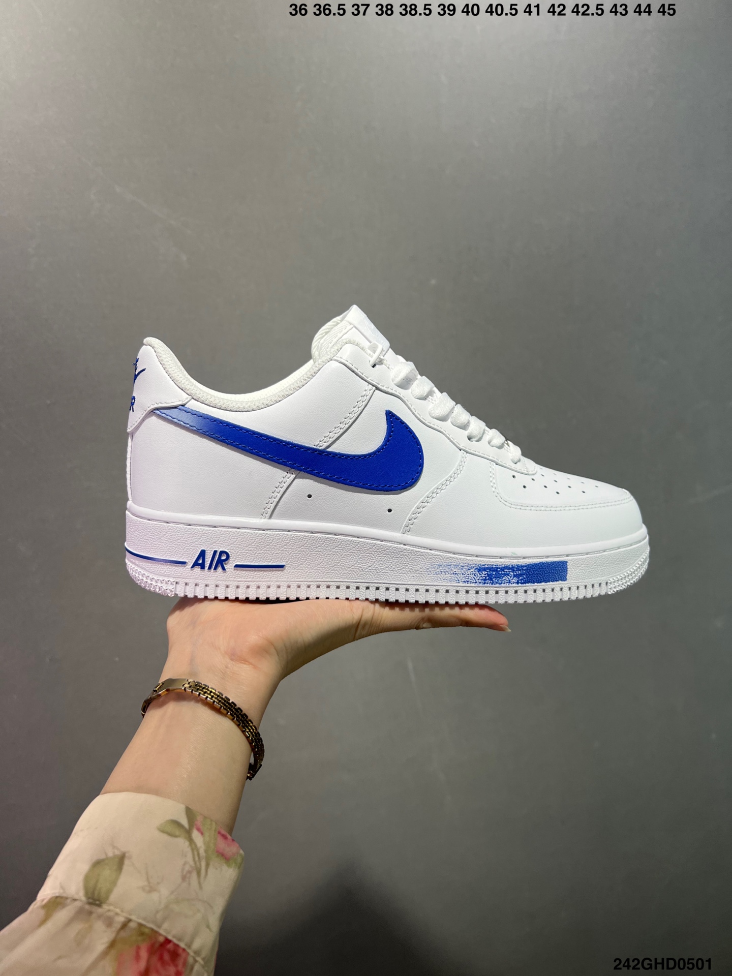 Nike Air Force 1 '07 Low-Top White/Blue Men's Sneaker - Classic Style