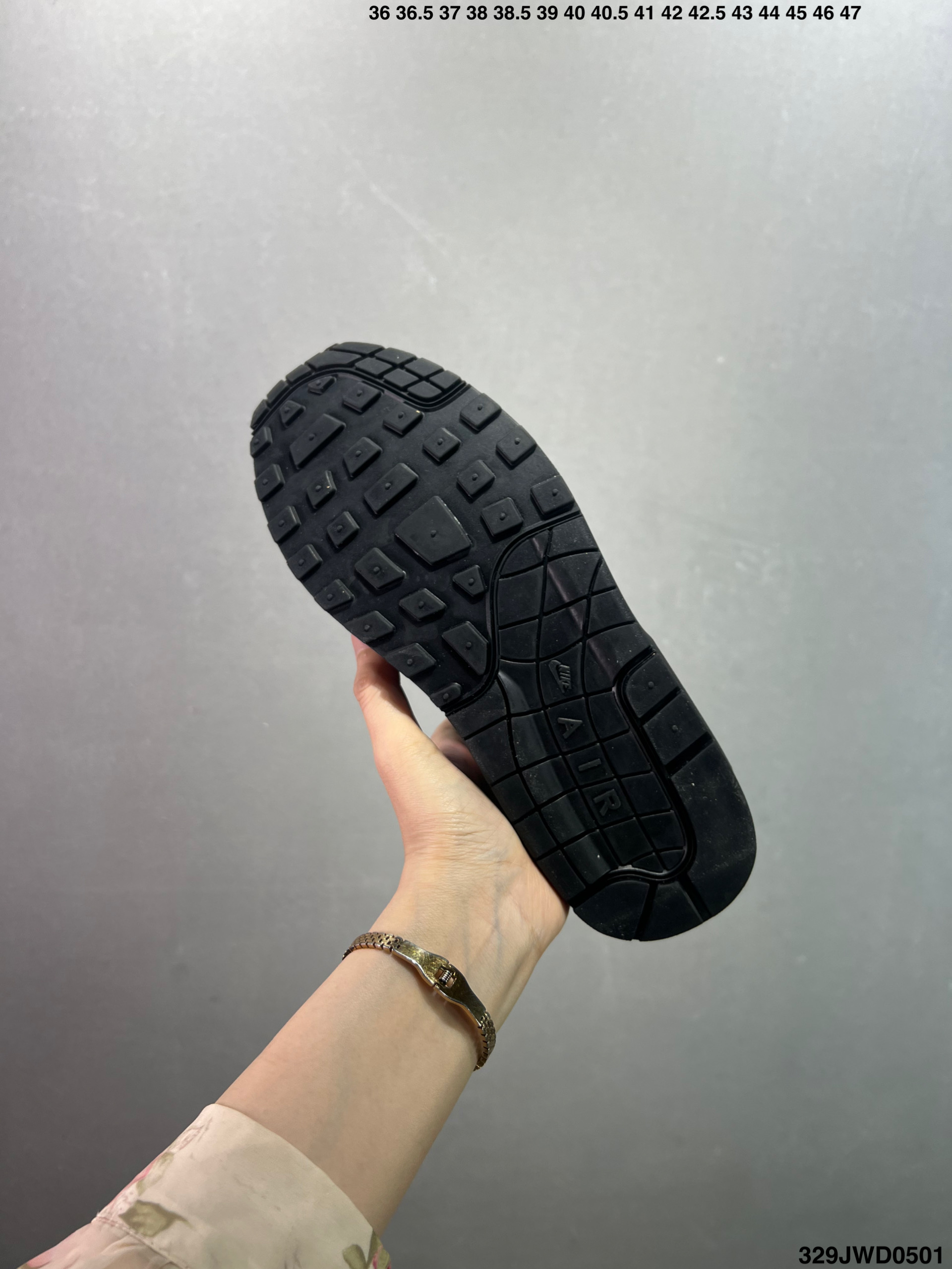 NK Air Max 1 Black Leather Sneakers AH8145-003 8 i1746031243609 8074 0 6