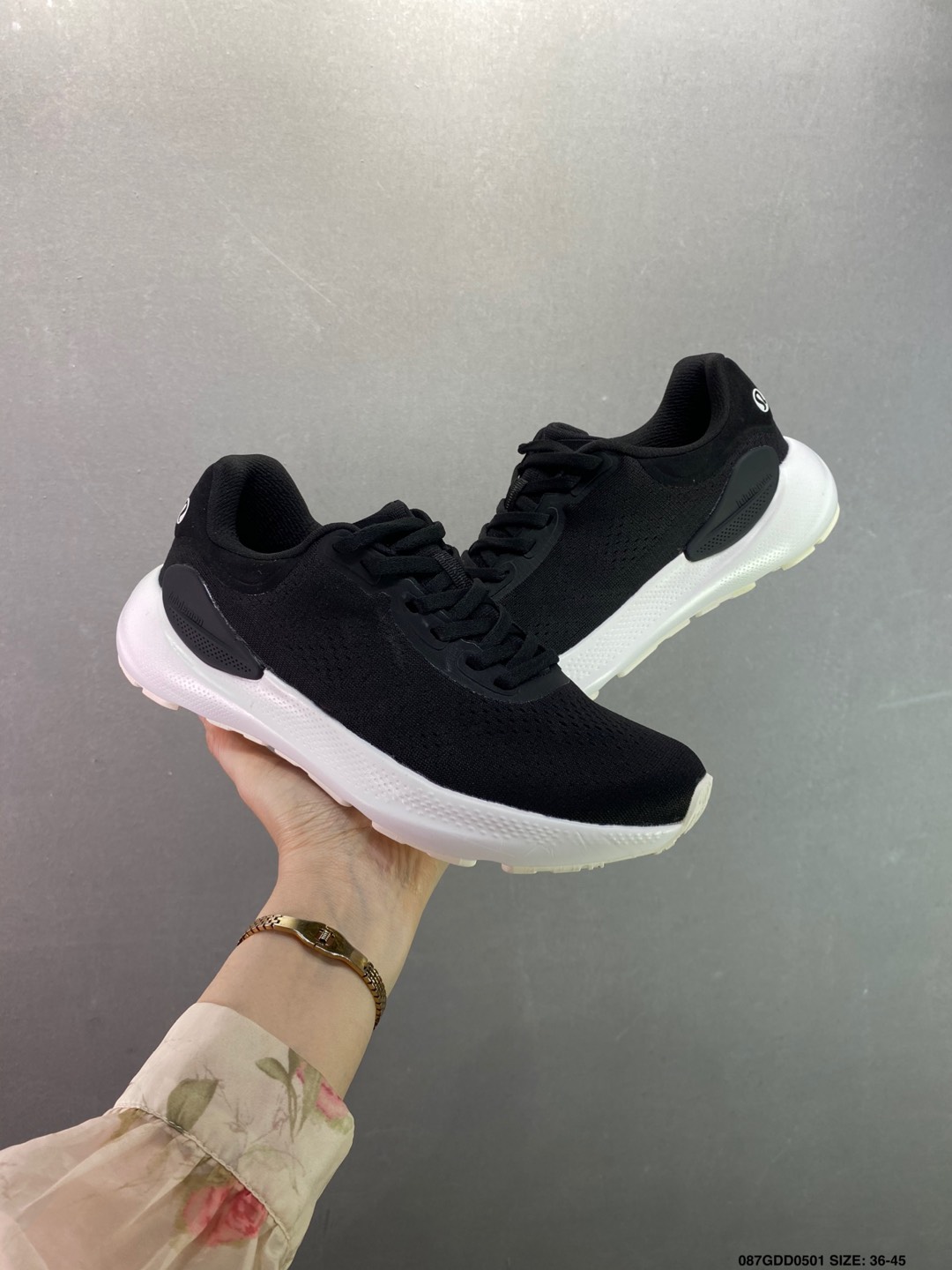 Lululemon Cityverse Sneaker: Lightweight, Cushioned & Stylish Walking Shoes 6 i1746032371938 2564 0 7