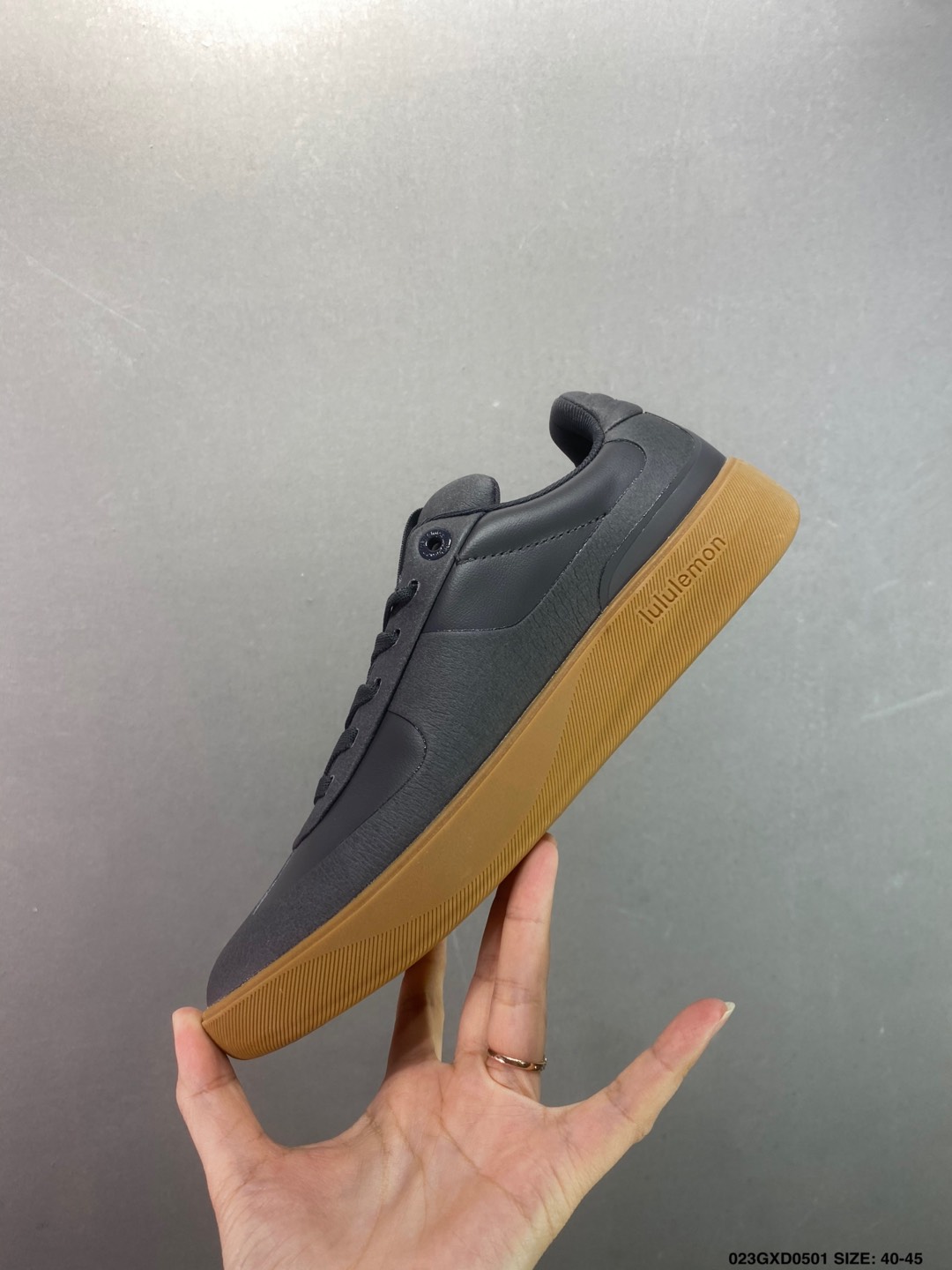 Lululemon Cityverse Sneaker: Low-Top, Minimalist Design, Comfortable & Durable 4 i1746033067646 1618 0 2