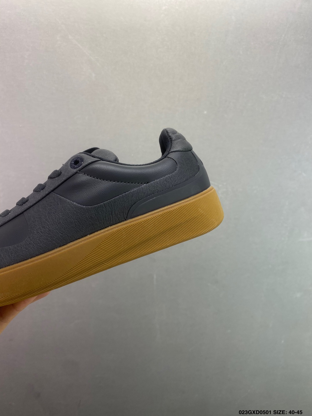 Lululemon Cityverse Sneaker: Low-Top, Minimalist Design, Comfortable & Durable 7 i1746033067871 2641 0 5