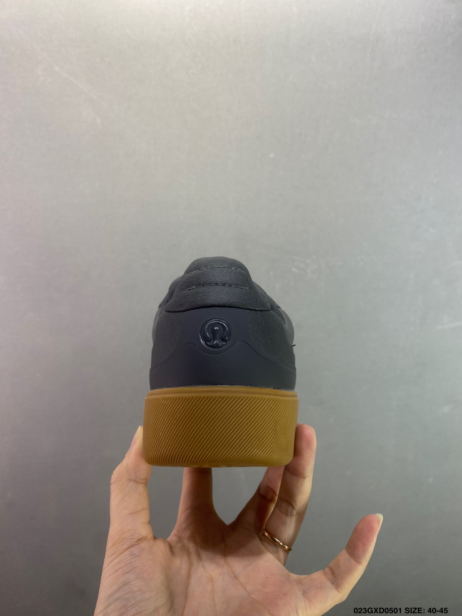 Lululemon Cityverse Sneaker: Low-Top, Minimalist Design, Comfortable & Durable 5 i1746033067960 1433 0 3