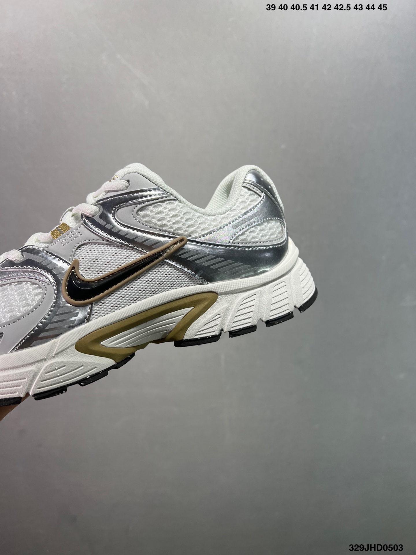 Nike V2K Run White/Silver Retro Y2K Style Running Shoes HQ7901-102 7 i1746201800128 5876 0 5