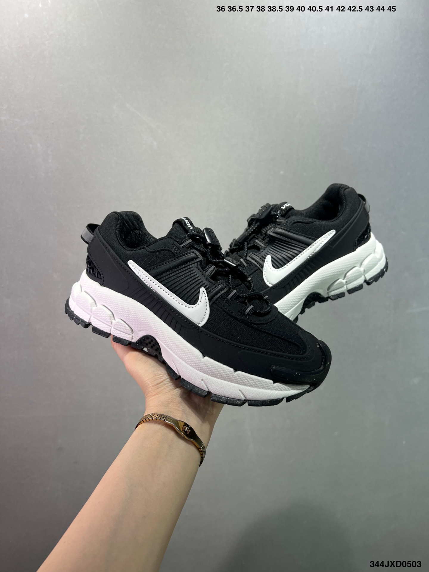 Nike Zoom Vomero 5 Roam Running Shoes Black White FV2295-400 9 i1746201908522 9631 0 7