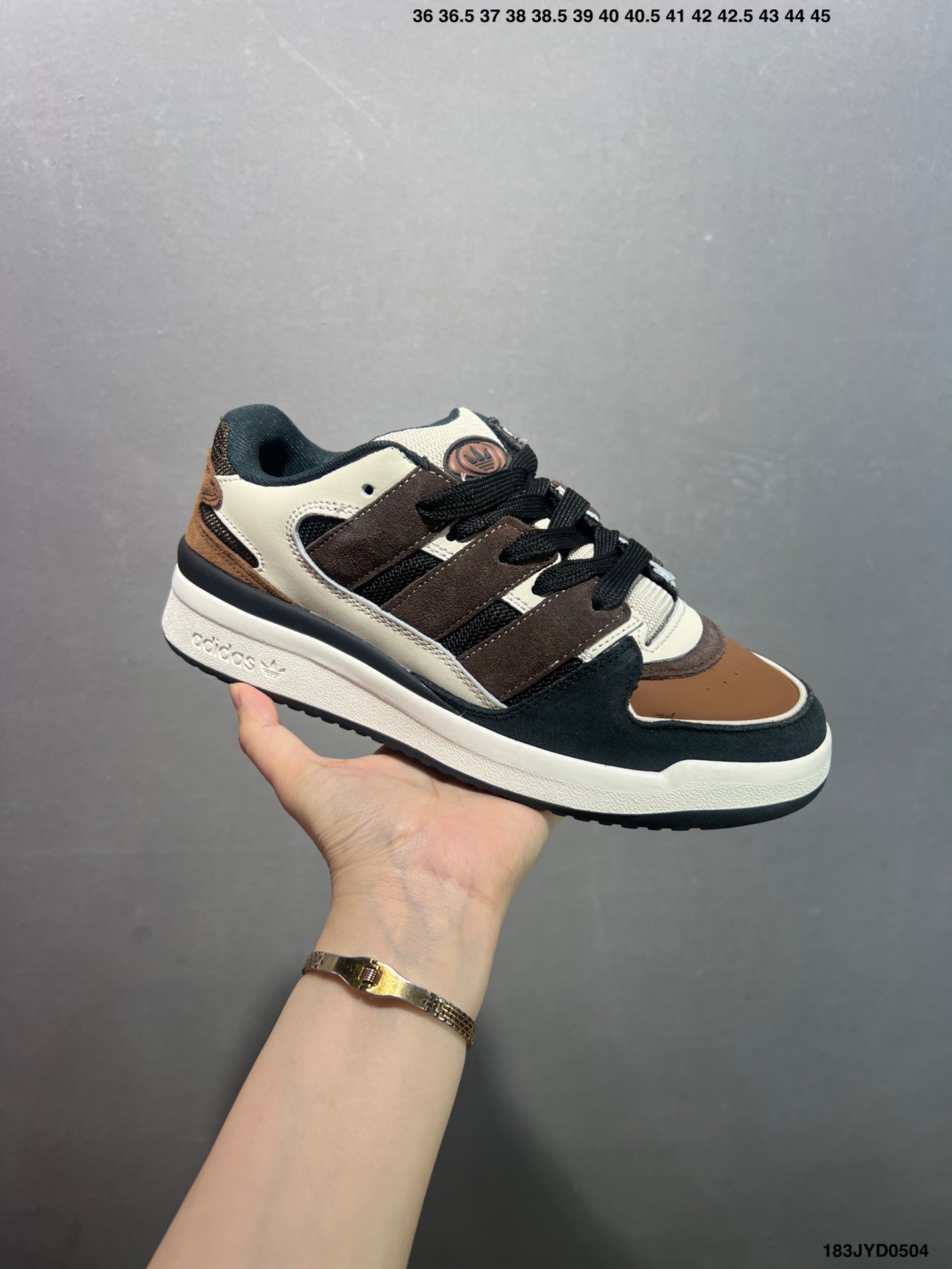 Adidas Originals Forum 2000 Retro Sneakers - Comfortable and Stylish 2 i1746284138799 7659 0 1