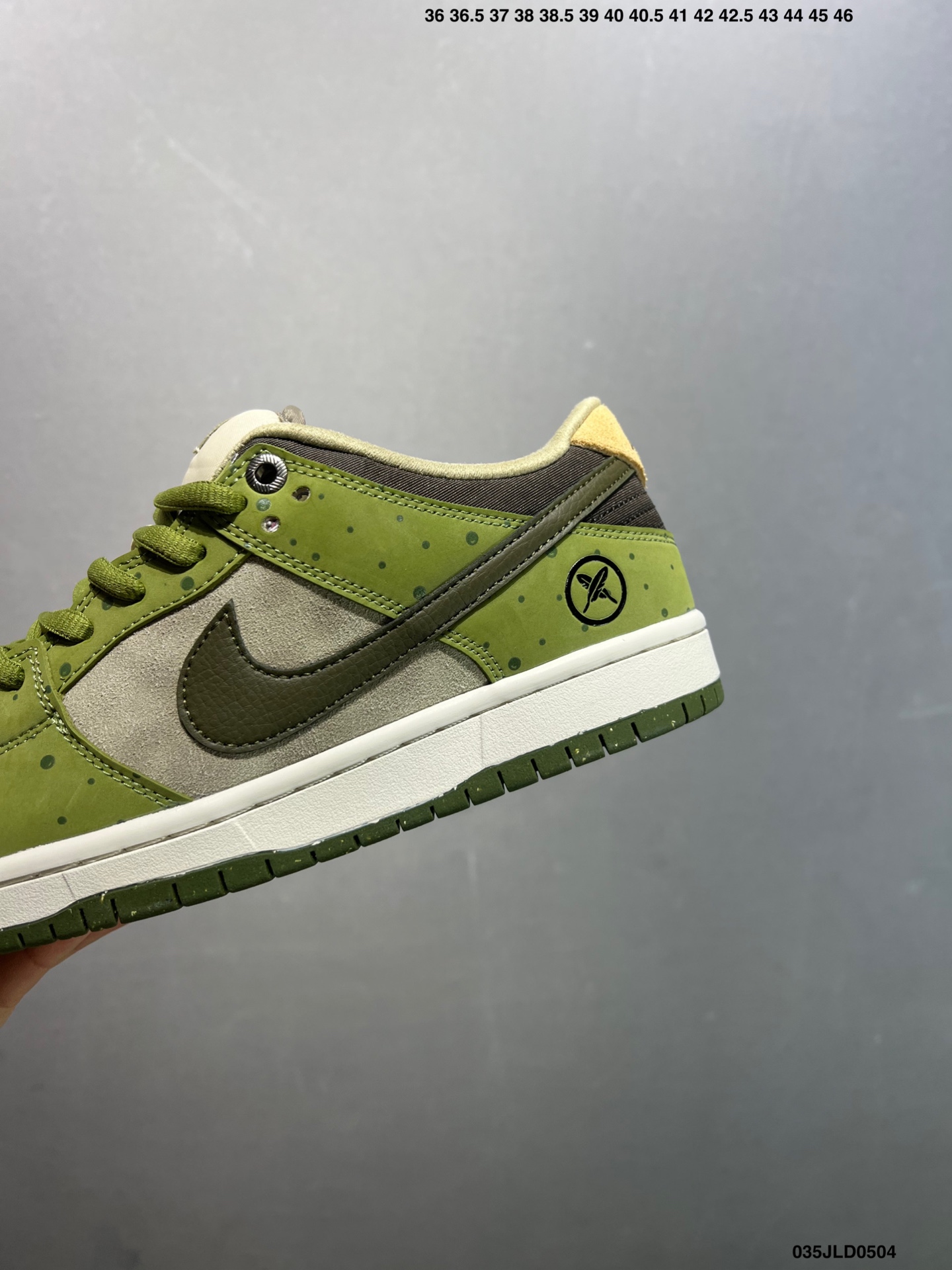 Nike SB Dunk Low Retro Skateboarding Shoes HF8022-300 7 i1746288344593 7880 0 5