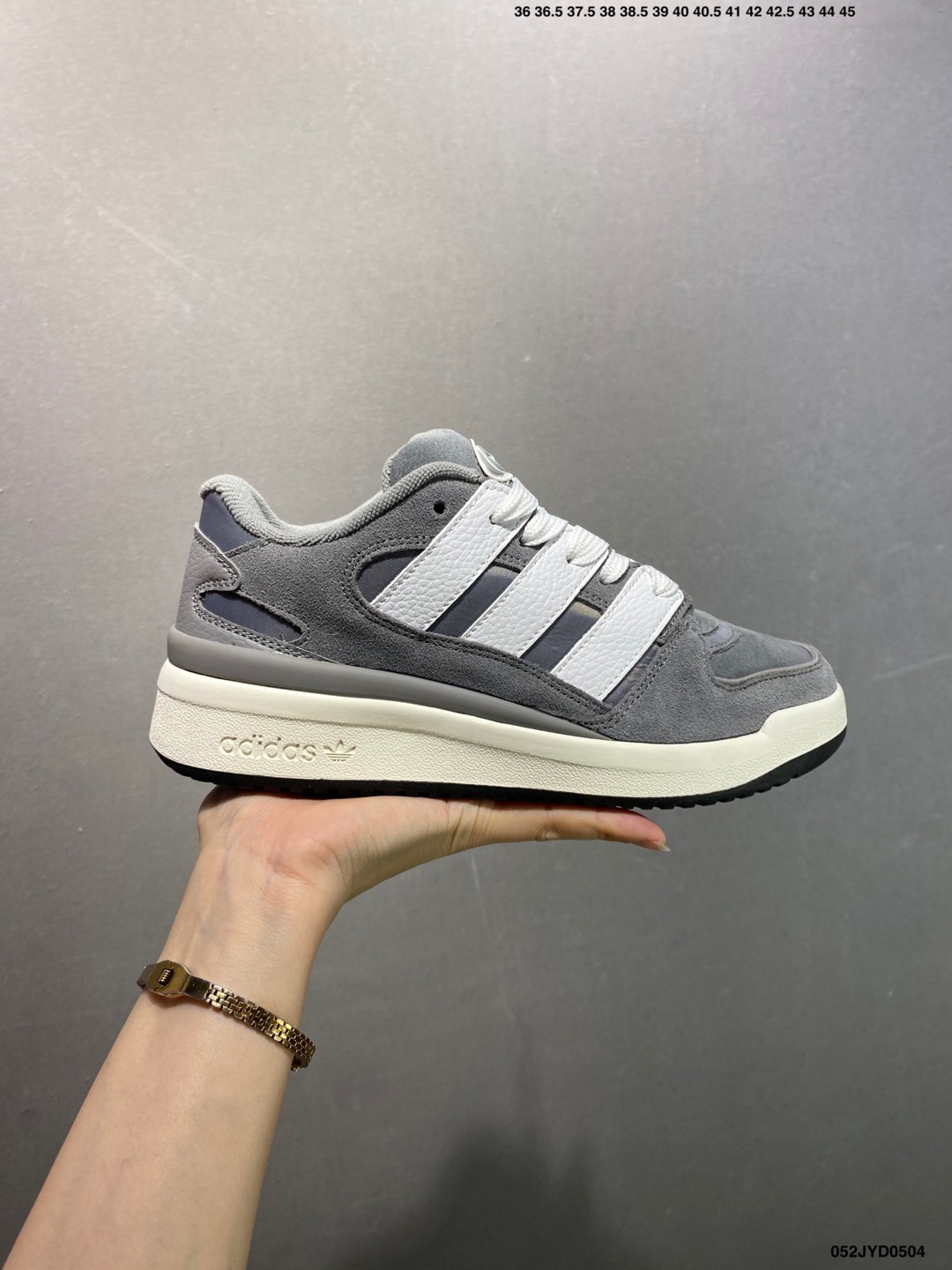 Adidas Originals Forum 2000 Retro Sneakers - Comfortable & Stylish 2 i1746289951809 1039 0 0