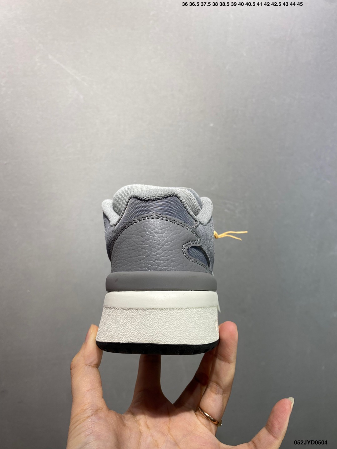 Adidas Originals Forum 2000 Retro Sneakers - Comfortable & Stylish 5 i1746289952070 1670 0 3