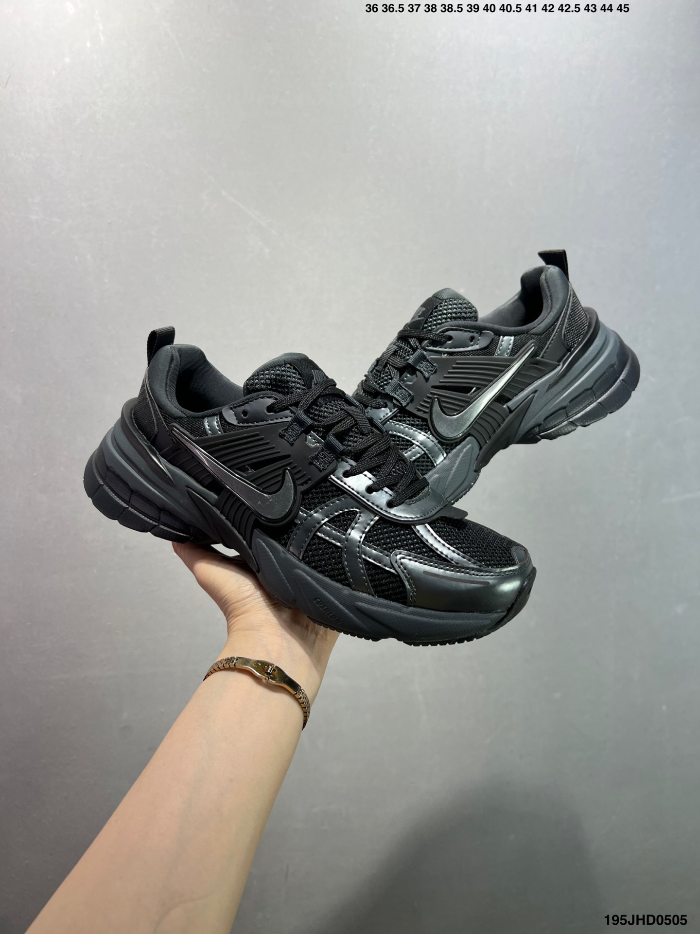 Nike V2K RUN Women's Running Shoes - Retro Style, Breathable Mesh 5 i1746371530452 7796 0 7