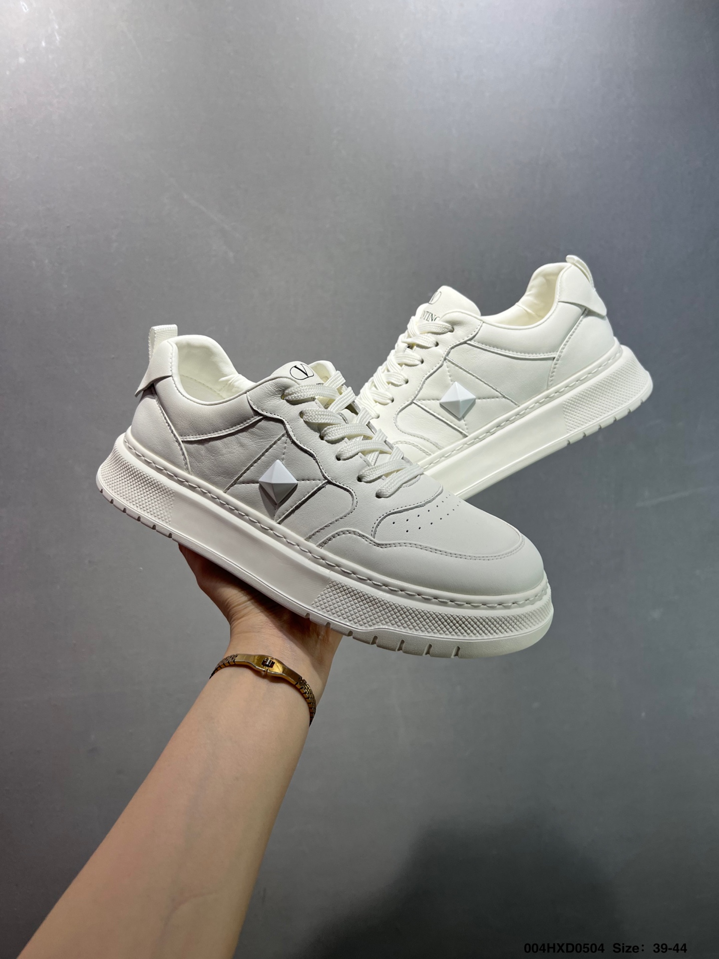 Valentino Rockstud Untitled White Leather Sneakers,Low-Top Casual Shoes 4 i1746375949958 8086 0 7