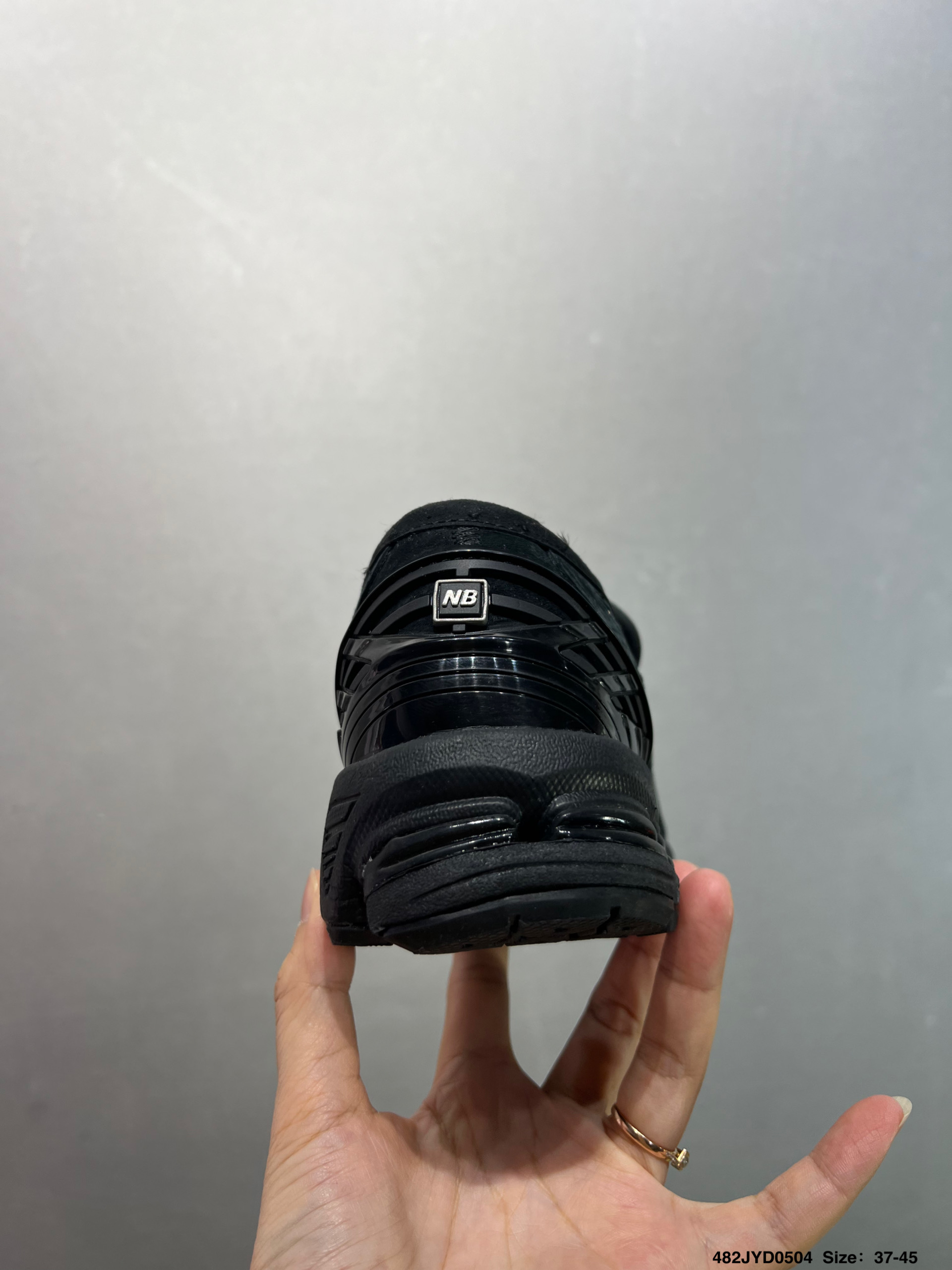 New Balance 1906L Loafer Suede Black - Retro Style, Modern Comfort 5 i1746376758124 6982 0 3