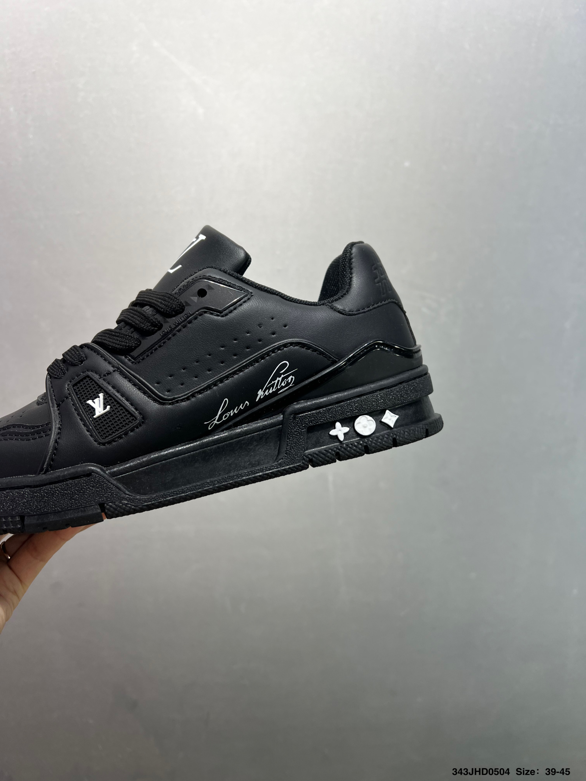 Louis Vuitton Trainer Sneakers: Latest Design, Premium Comfort, Various Sizes 7 i1746376843251 7922 0 5